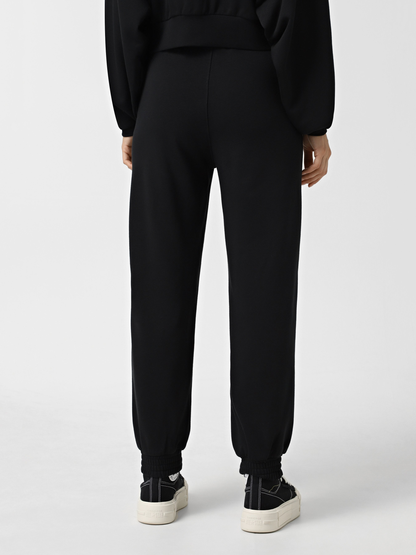 Штаны спортивные CONVERSE RETRO CHUCK модель 10026156-001 Штаны спортивные CONVERSE RETRO CHUCK модель 10026156-001 Фото