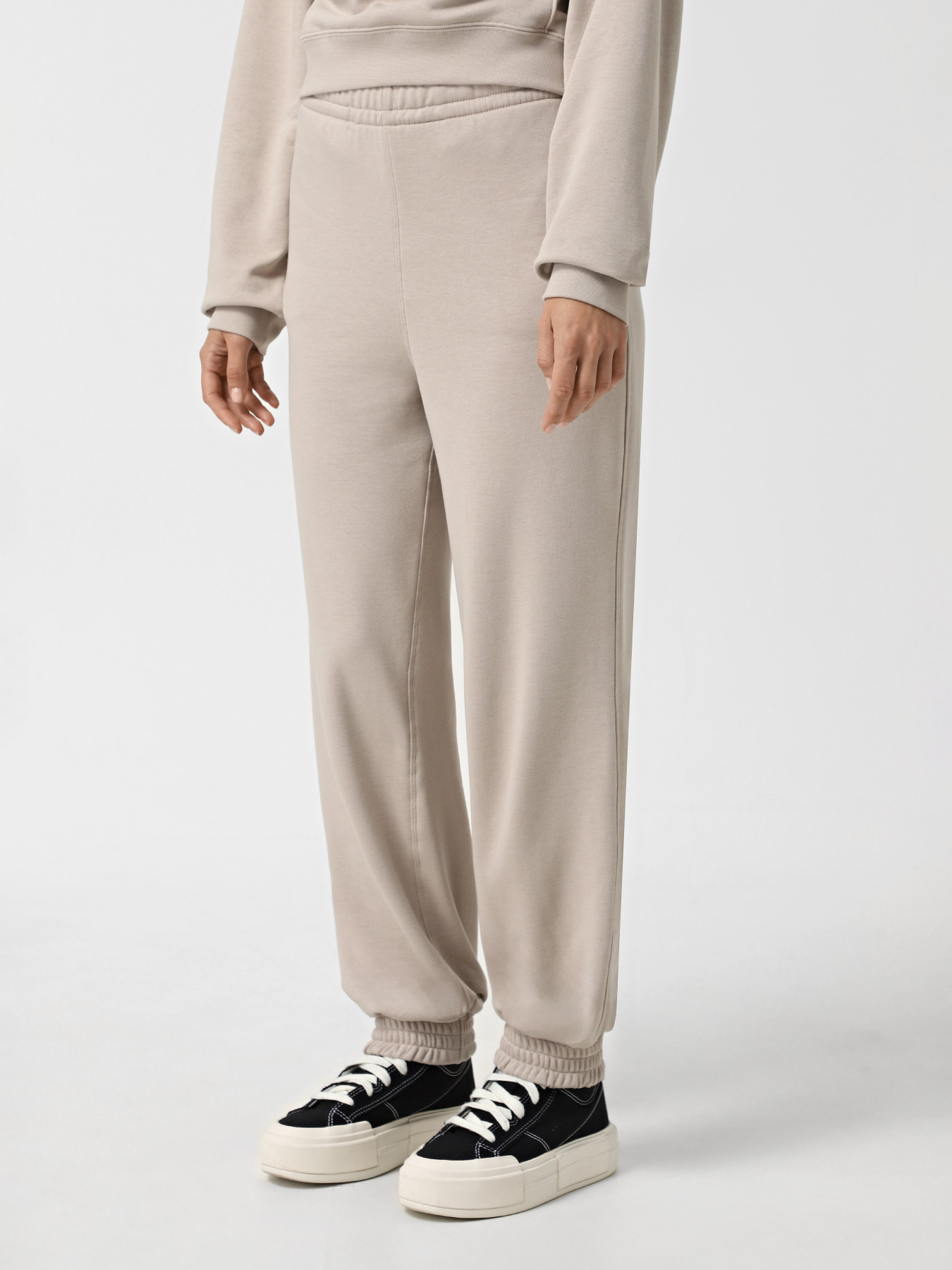 Штани спортивні CONVERSE Retro Chuck Модель 10026156-251 Фото