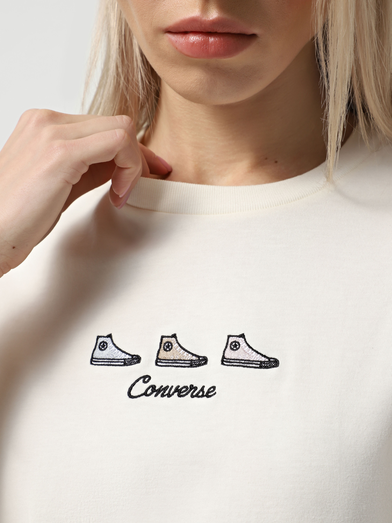 Футболка CONVERSE CHUCK TAYLOR GRAPHIC модель 10027753-286 Фото