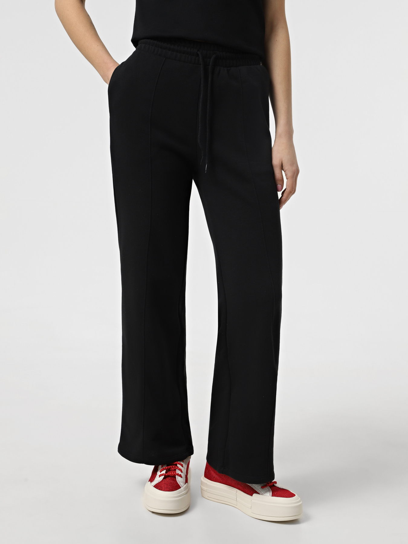 Штани повсякденні CONVERSE Star Chevron Open Hem модель 10028418-001 Фото