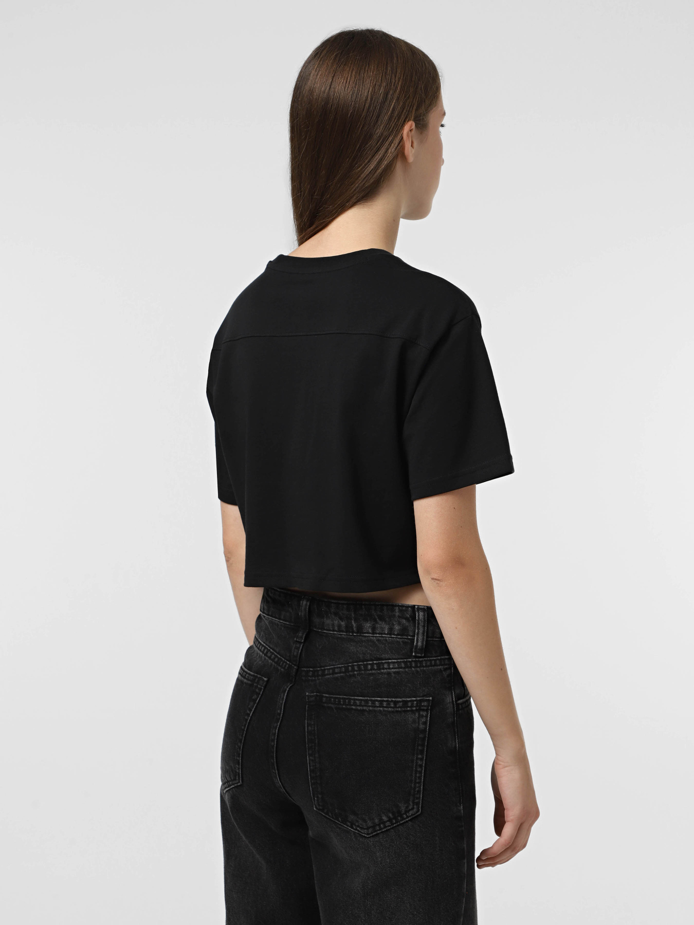 Футболка CONVERSE STAR CHEVRON модель CVW5T102-BLK Футболка CONVERSE STAR CHEVRON модель CVW5T102-BLK Фото