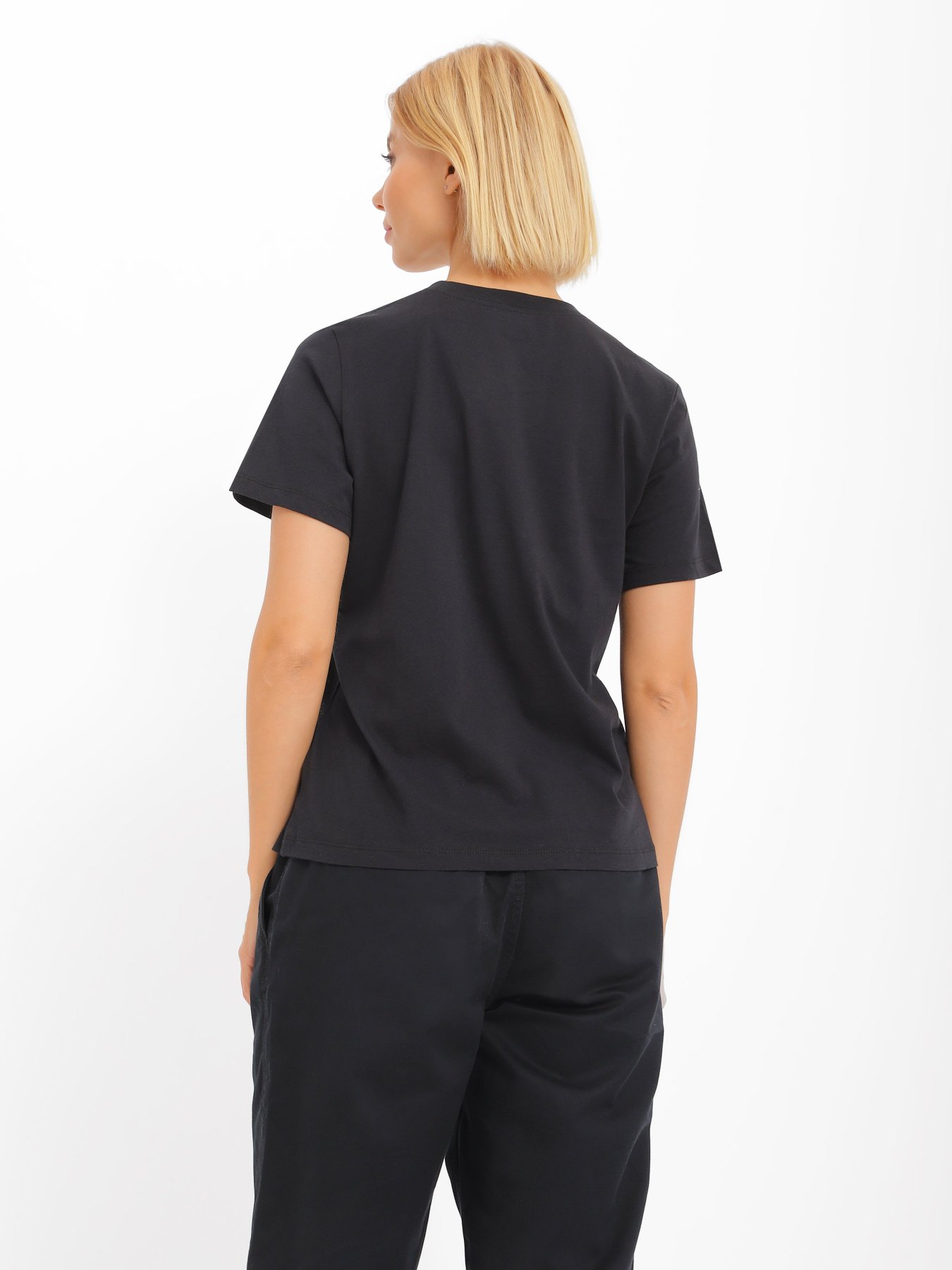 Футболка CONVERSE Nova Seasonal модель 10023186-001 Фото