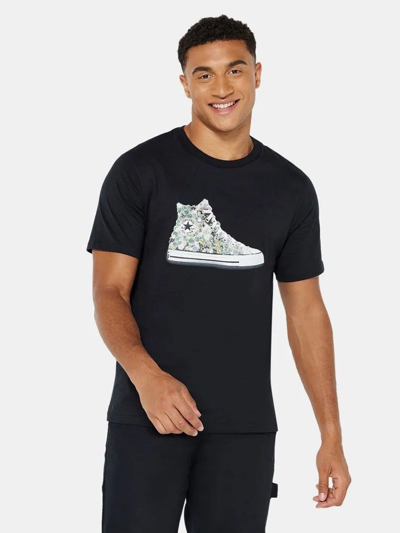 Футболка CONVERSE Flower Chuck модель 10023790-001 Футболка CONVERSE Flower Chuck модель 10023790-001 Фото