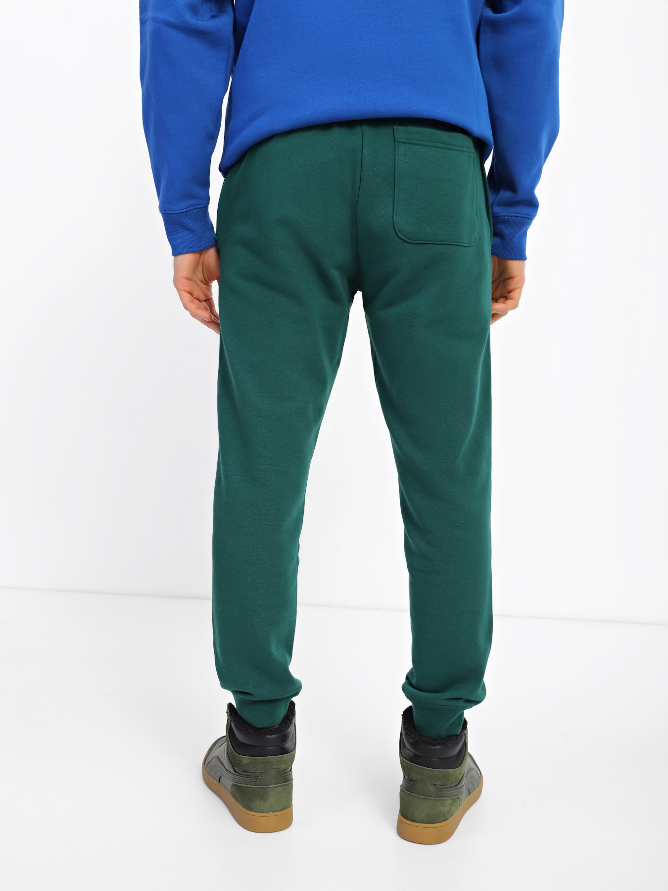 Штаны спортивные CONVERSE Star Chevron Embroidered модель 10023873-333 Фото