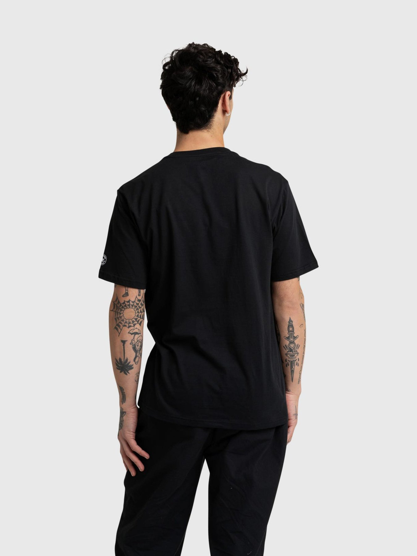 Футболка CONVERSE Disco de Vinilo модель 10025271-001 Футболка CONVERSE Disco de Vinilo модель 10025271-001 Фото