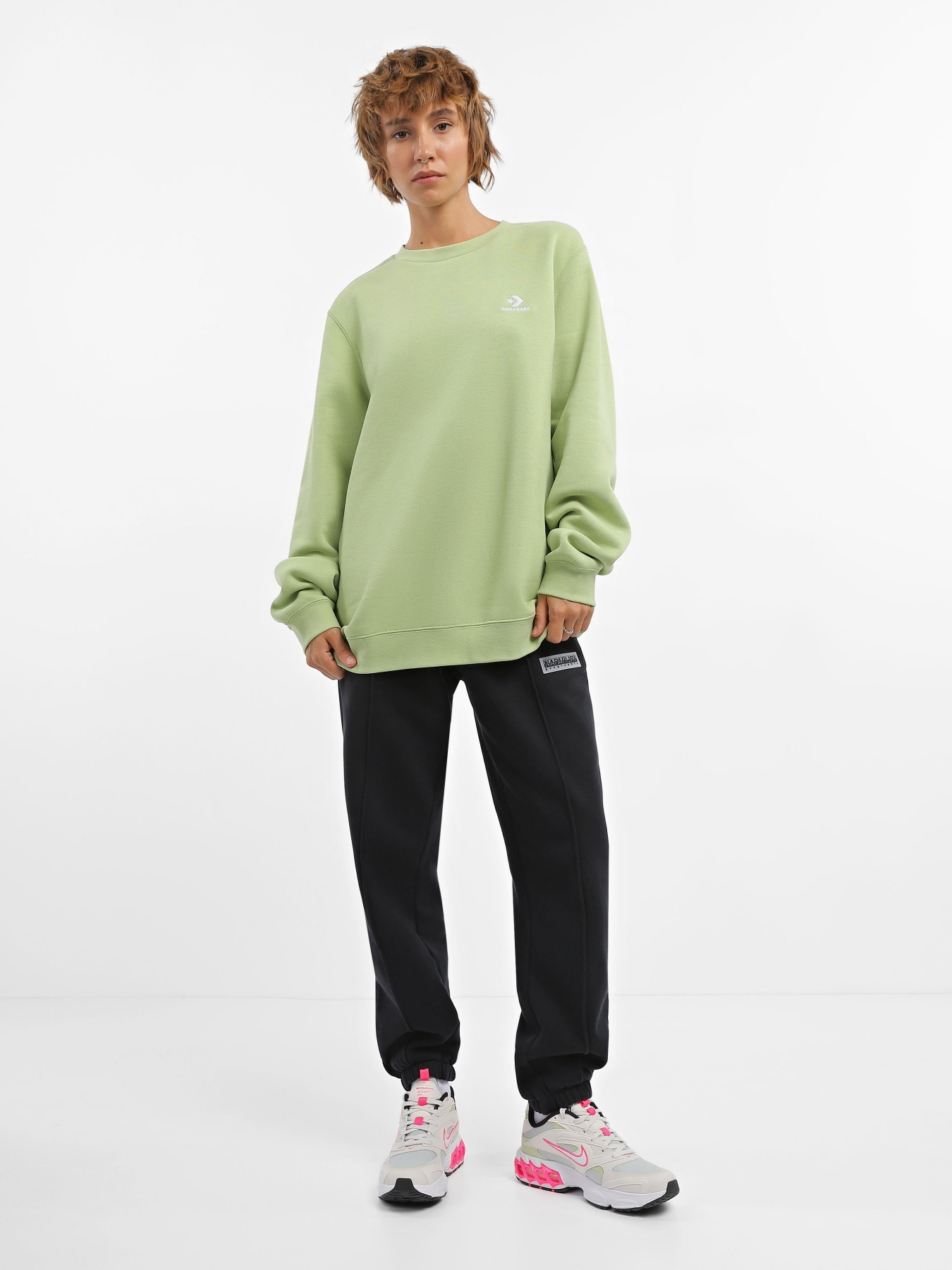 Свитшот CONVERSE Star Chevron Crew Vitality модель 10024510-354 Свитшот CONVERSE Star Chevron Crew Vitality модель 10024510-354 Фото