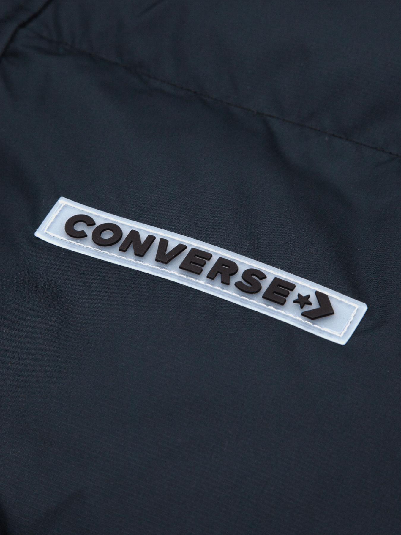 Демісезонна куртка CONVERSE Super Puffy Padded модель 10025257-001 Фото