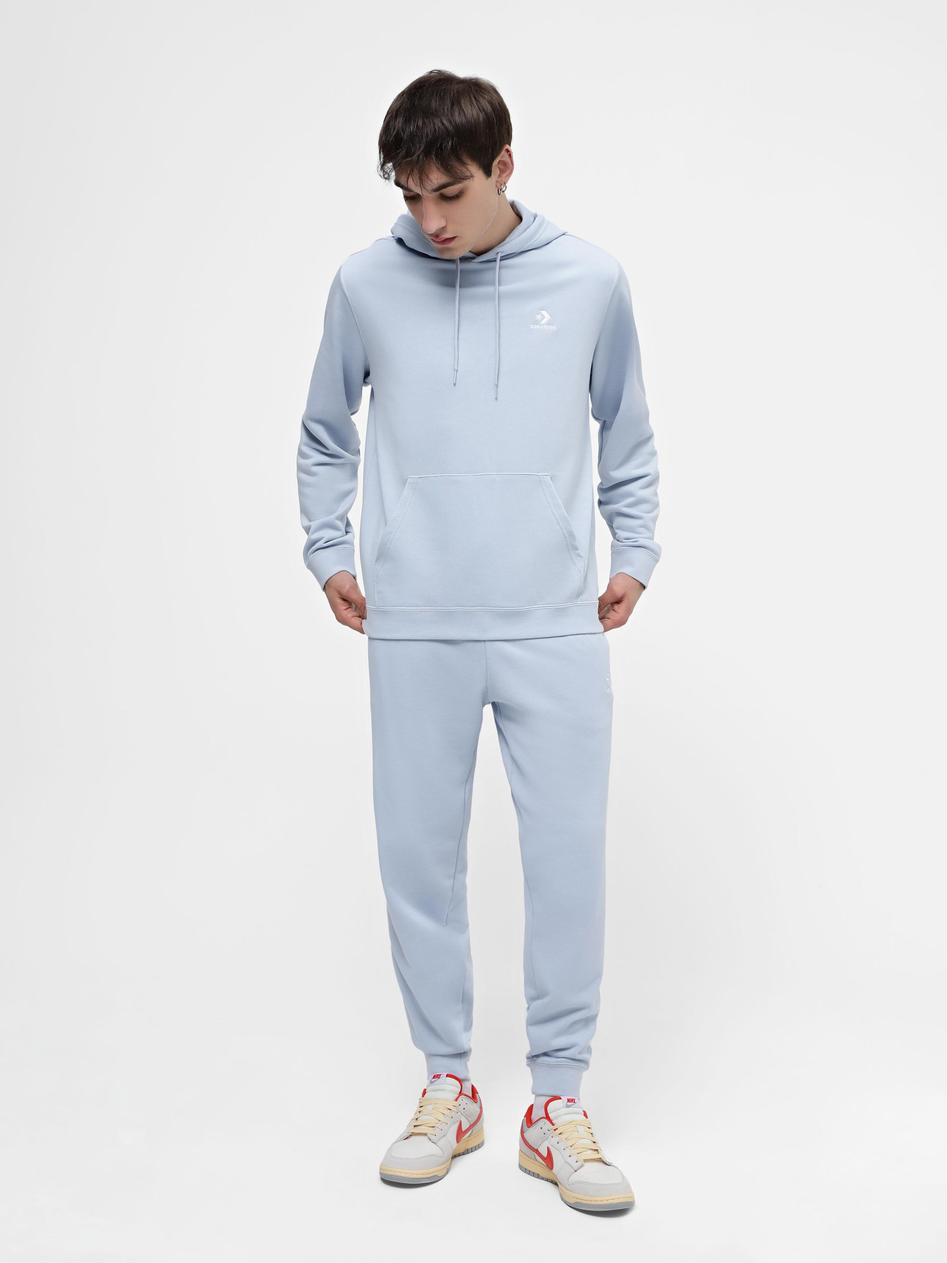 Худі CONVERSE STANDARD FIT LEFT CHEST STAR C модель 10023874-050 Худі CONVERSE STANDARD FIT LEFT CHEST STAR C модель 10023874-050 Фото