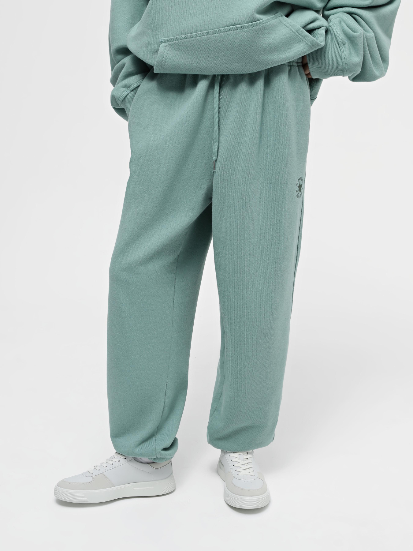 Штаны спортивные CONVERSE GOLD STANDARD модель 10025915-312 Штаны спортивные CONVERSE GOLD STANDARD модель 10025915-312 Фото