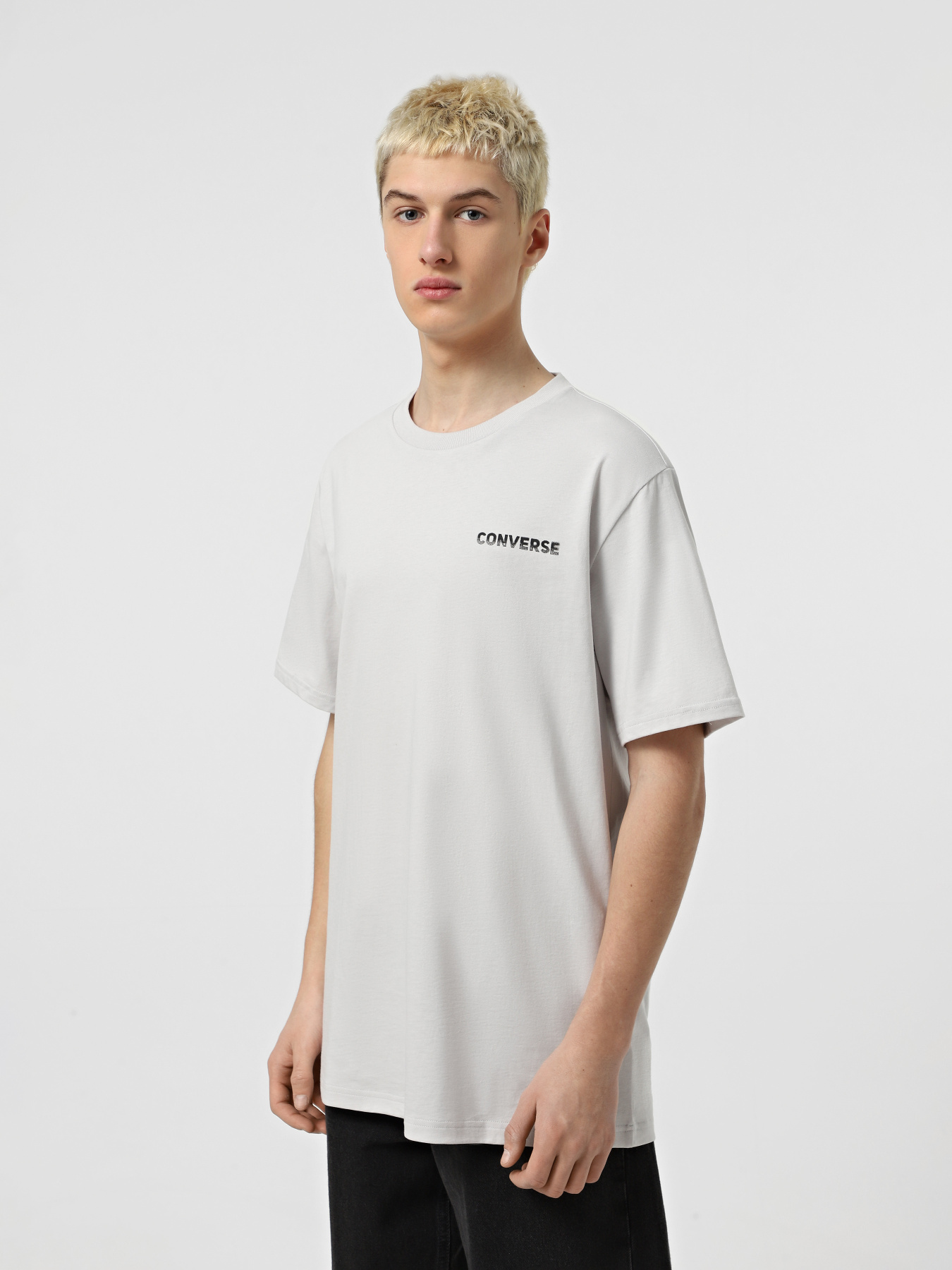 Футболка CONVERSE OTHER WORLDLY TRANSMISSIONS модель 10027367-095 Футболка CONVERSE OTHER WORLDLY TRANSMISSIONS модель 10027367-095 Фото