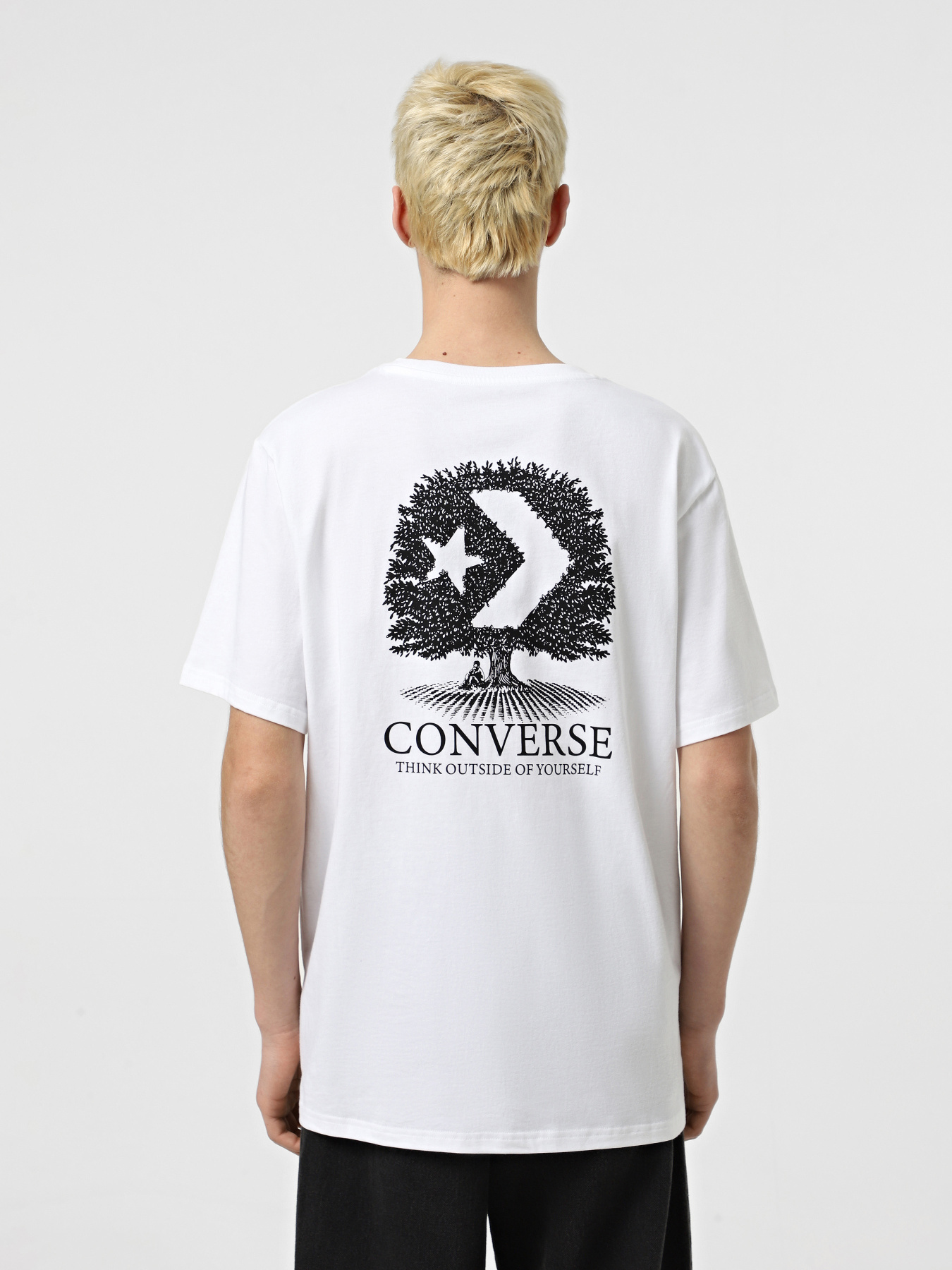 Футболка CONVERSE THINK OUTSIDE модель 10027666-102 Футболка CONVERSE THINK OUTSIDE модель 10027666-102 Фото