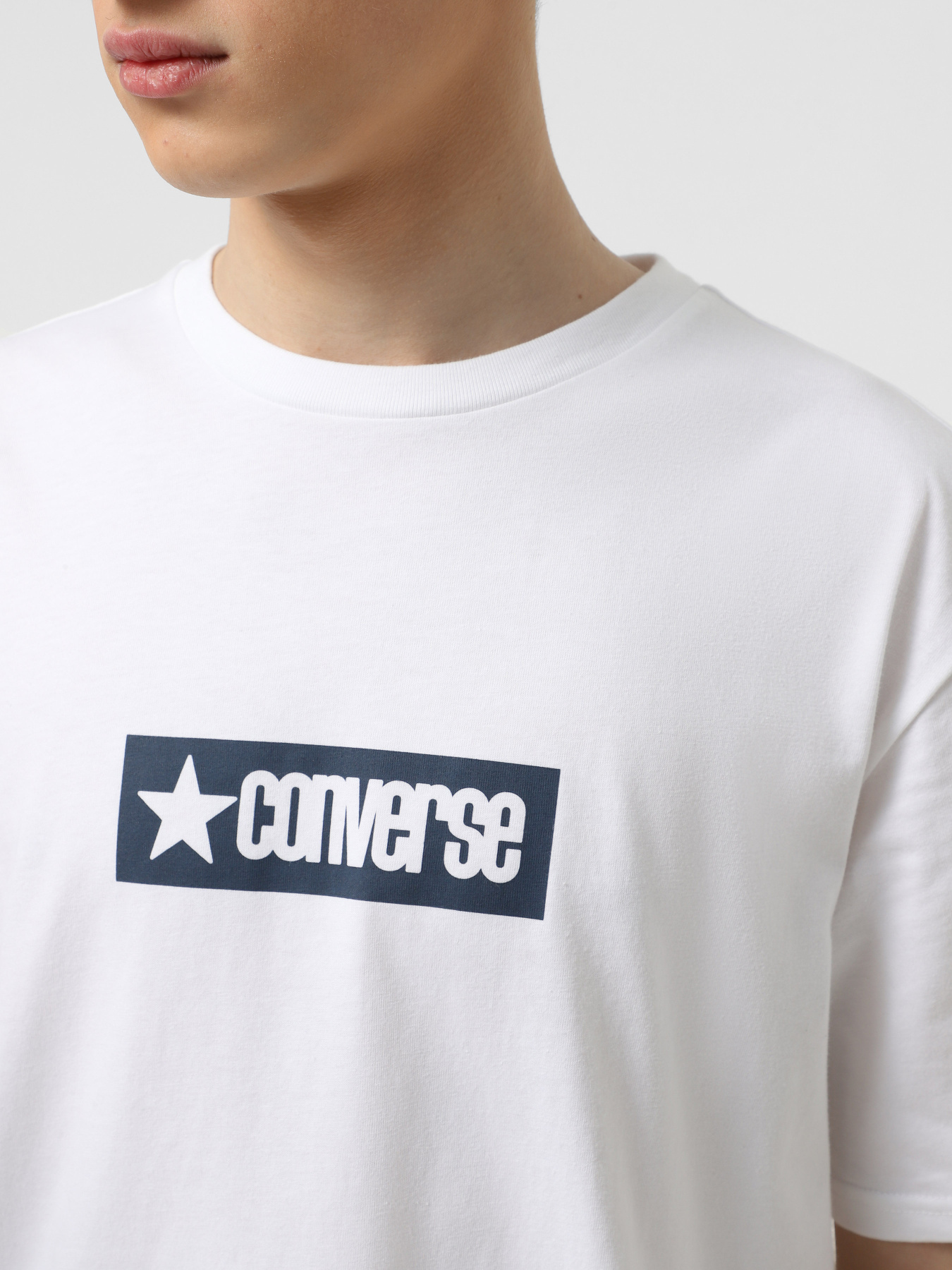 Футболка CONVERSE ARCHIVE BOX модель 10027995-102 Футболка CONVERSE ARCHIVE BOX модель 10027995-102 Фото