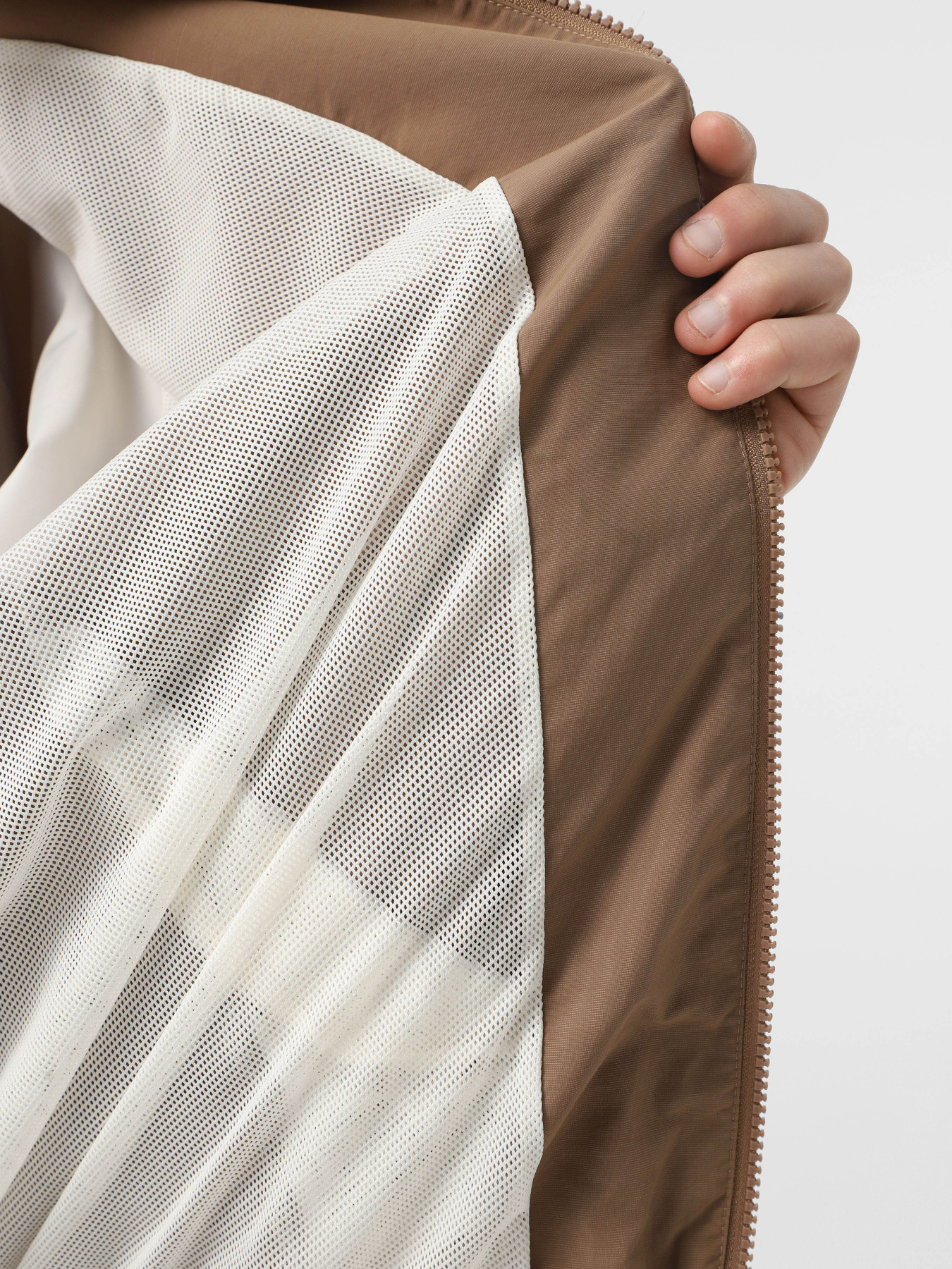 Ветровка CONVERSE Retro Chuck Elevated Starsprinter 2.0 модель 10026708-230 Фото