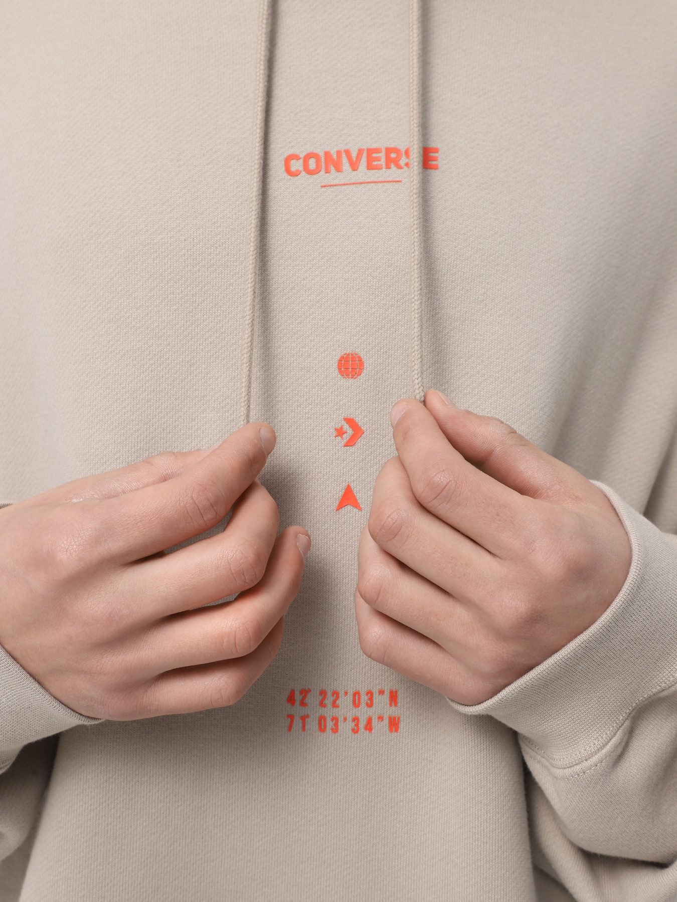 Худи CONVERSE Wordmark Loose Fit Graphic модель 10027360-251 Фото