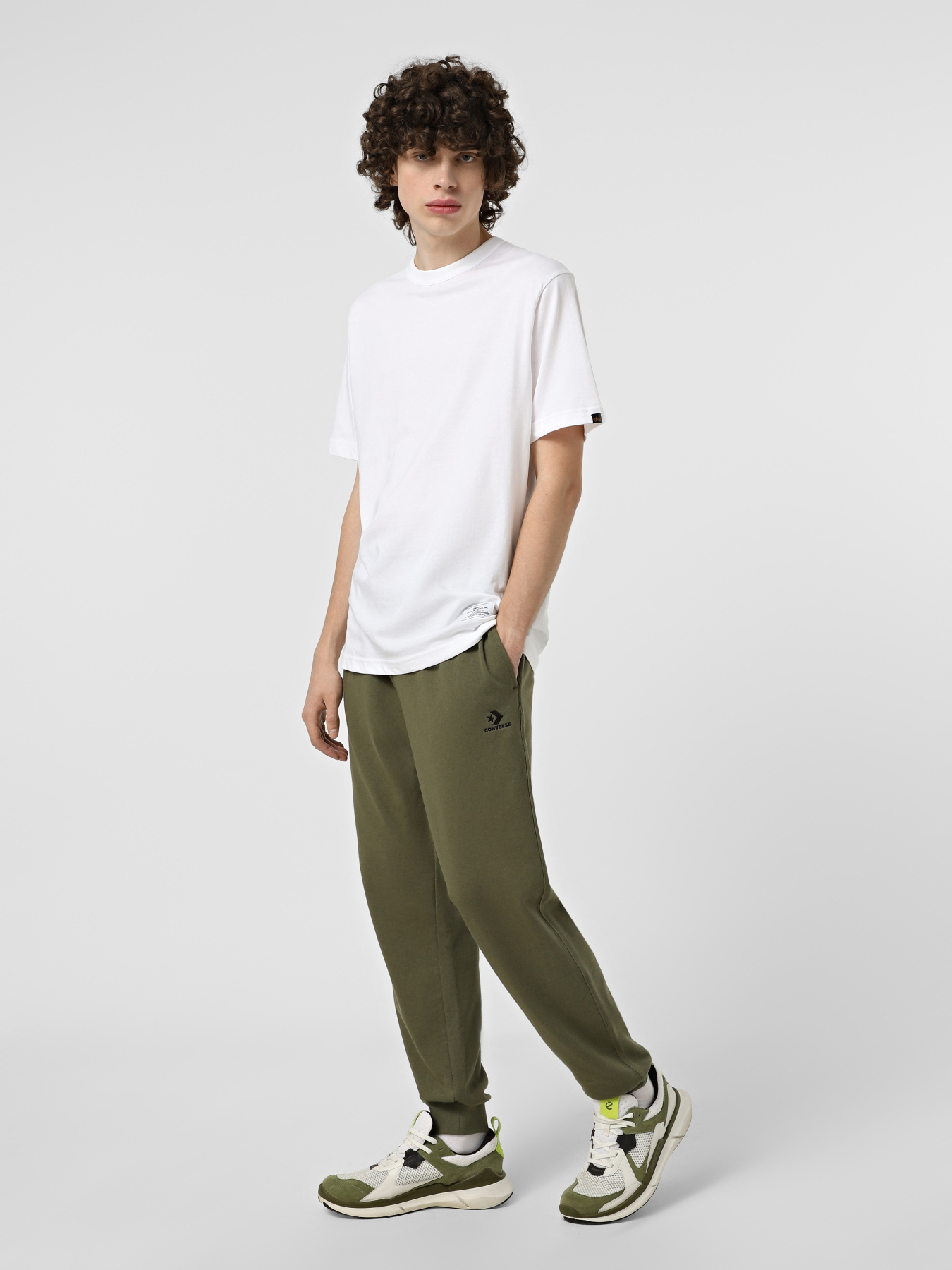 Спортивні штани CONVERSE STAR CHEV EMB модель CVM5B873-KJ5 Фото