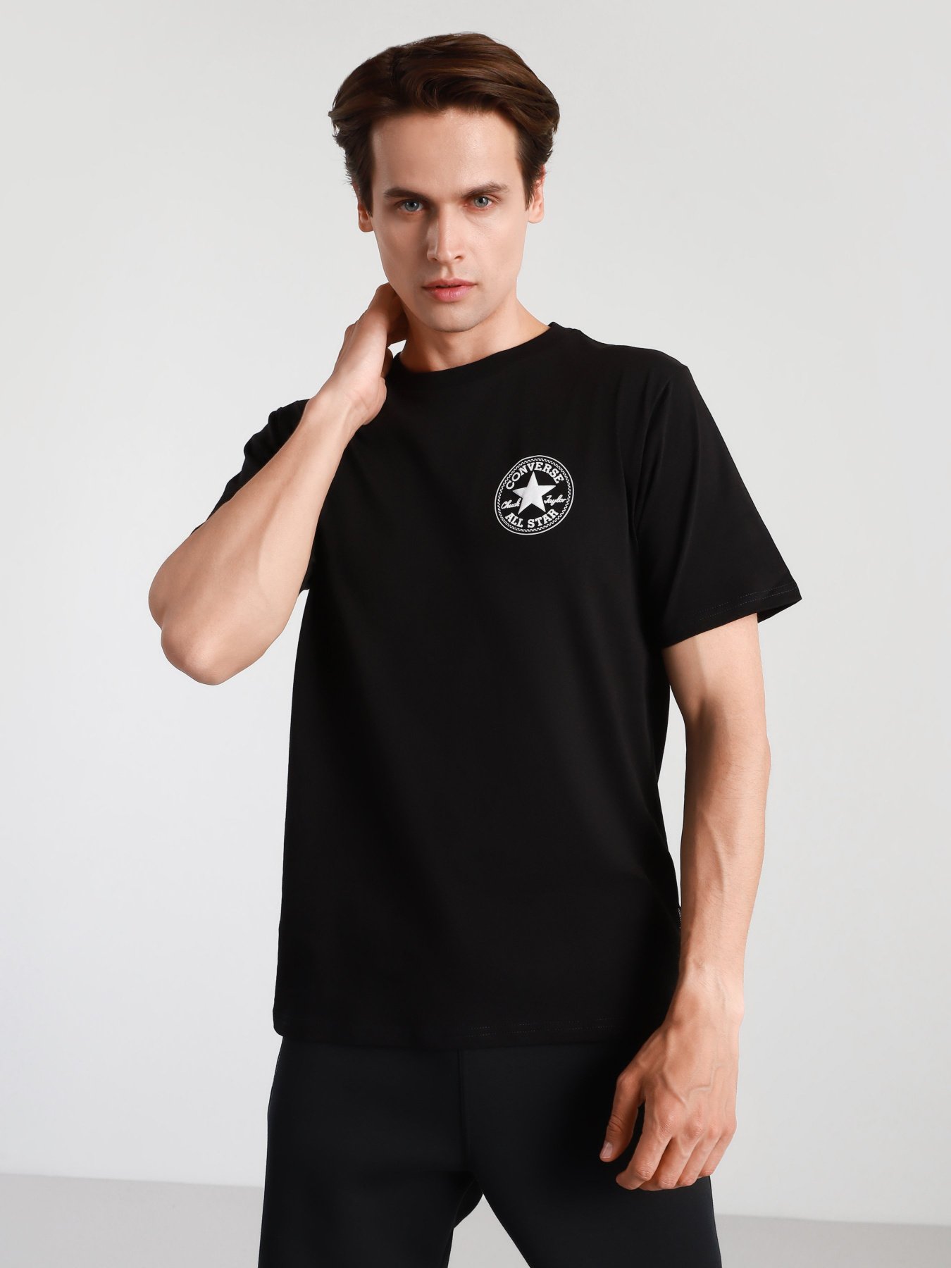 Футболки і поло CONVERSE Puffed Chuck Patch модель 10021631-001 Фото