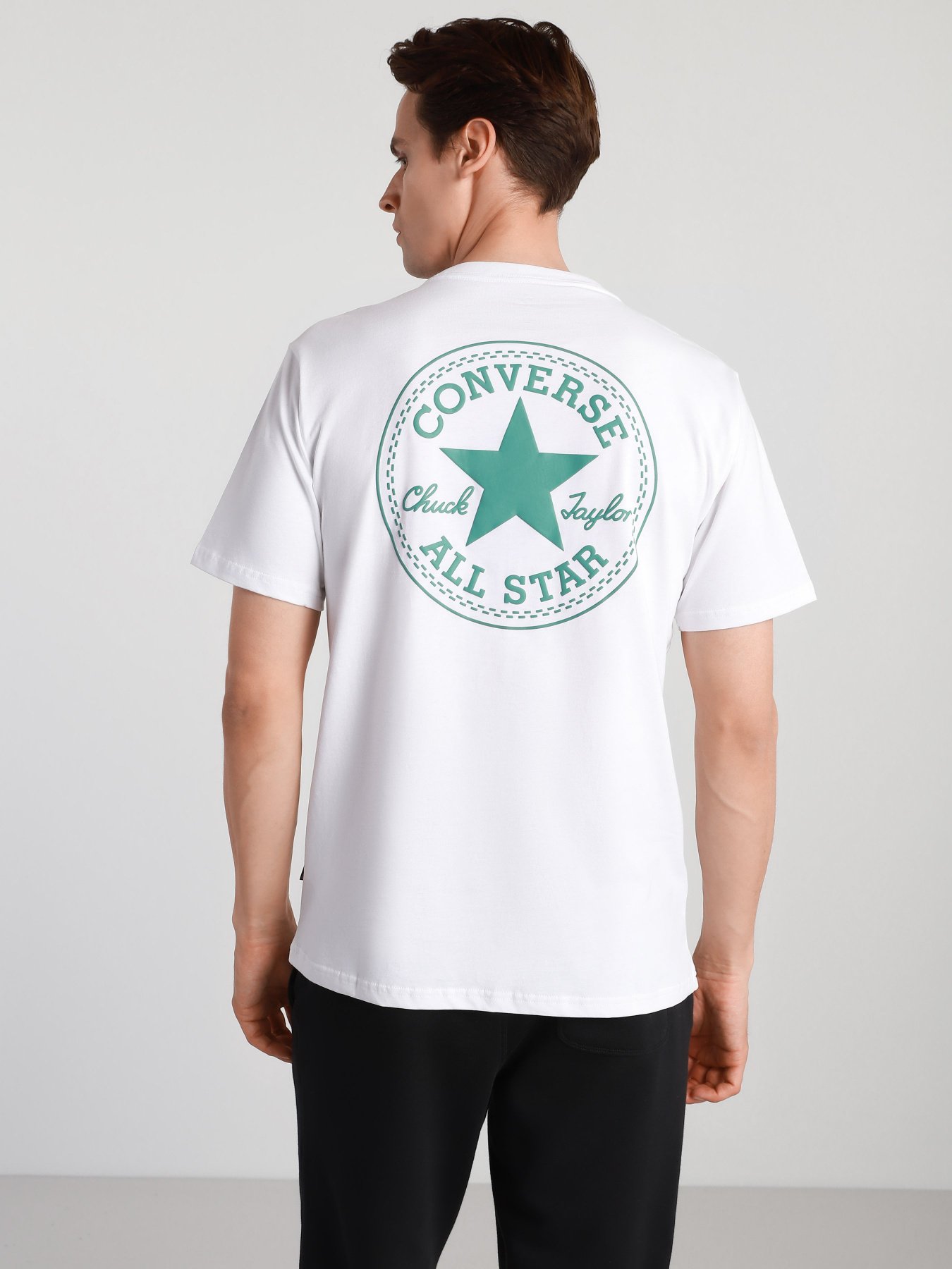 Футболки и поло CONVERSE Puffed Chuck Patch модель 10021631-102 Фото