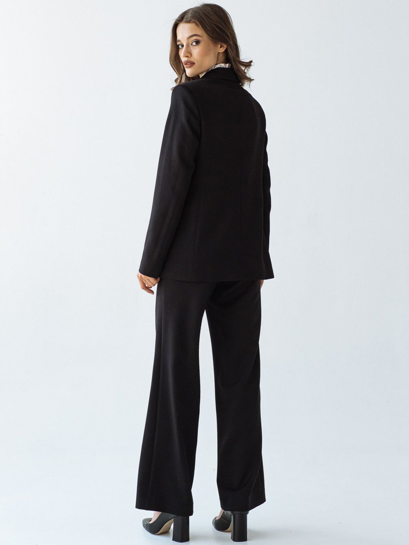 Костюмы VOVK модель 09657 чорний Костюмы VOVK модель 09657 чорний Фото