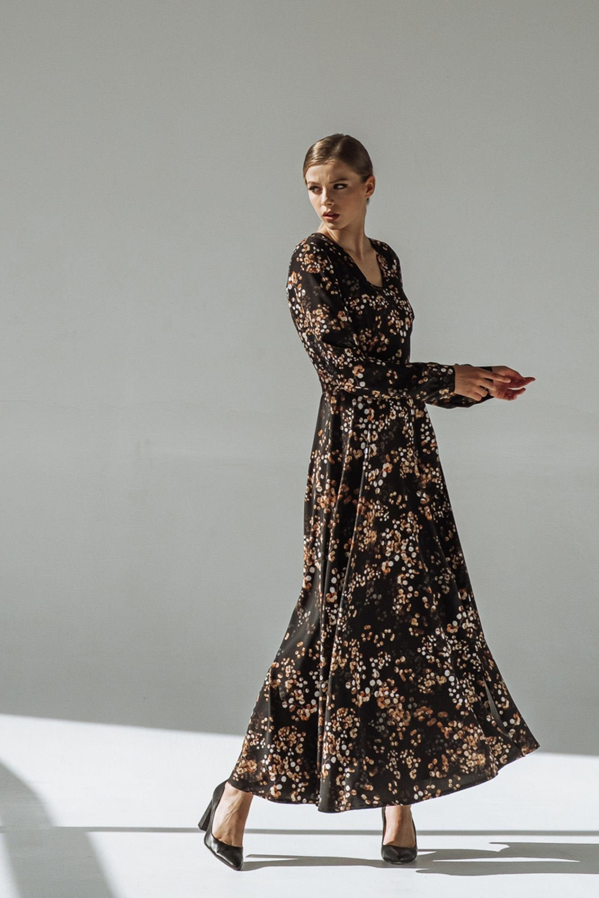 Платья VOVK модель 08464 гілочки Фото