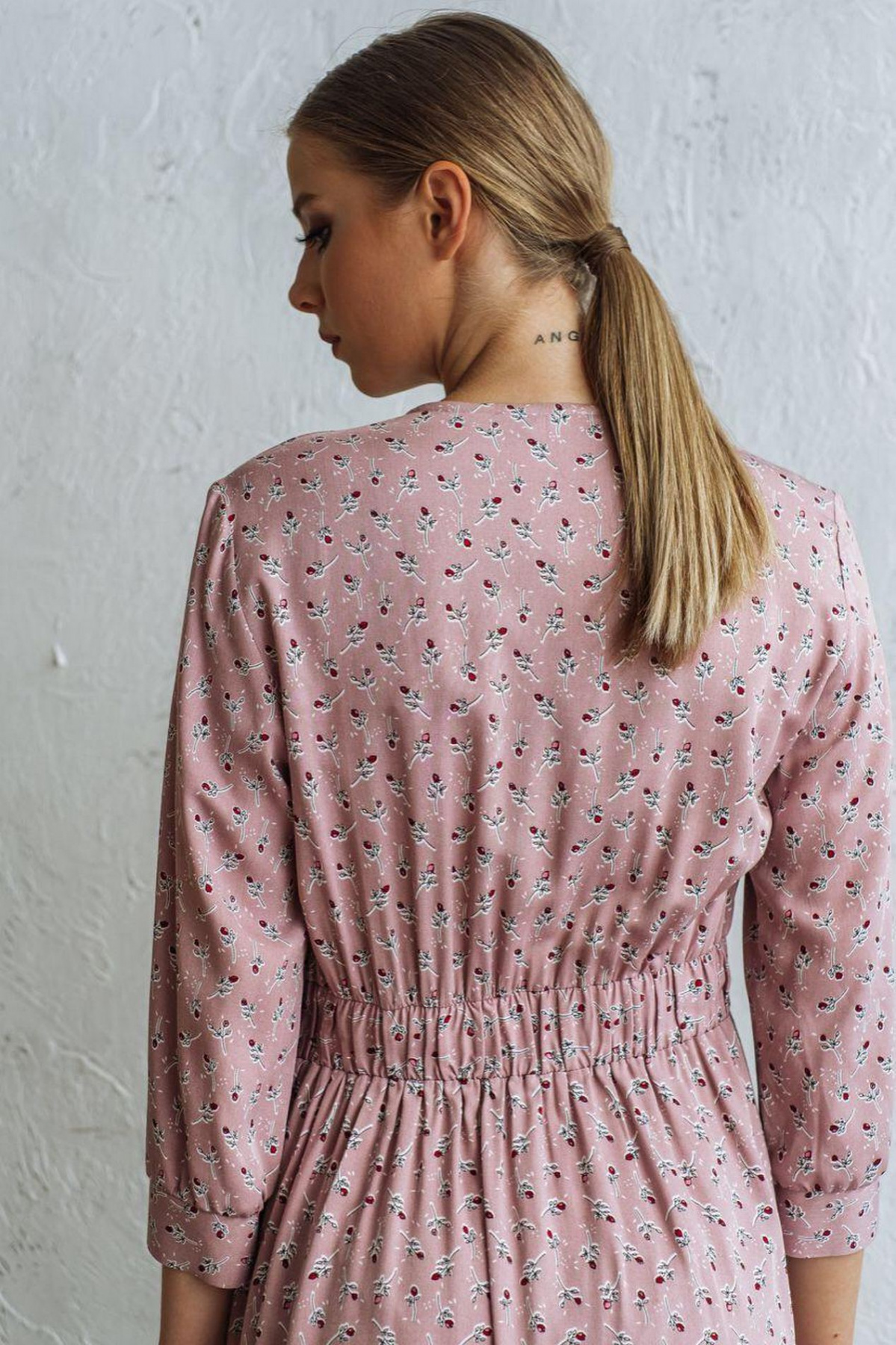 Платья VOVK модель 08753 троянди Фото