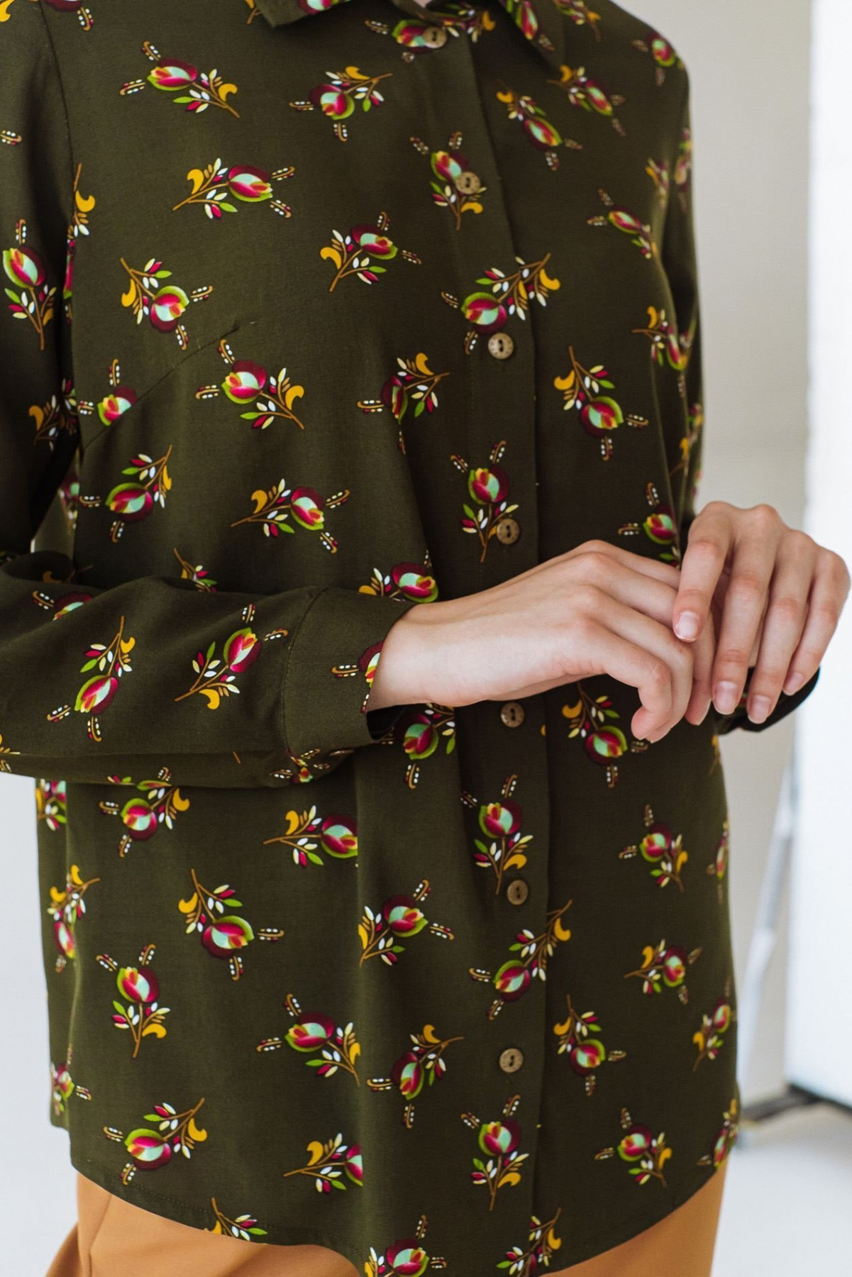 Блуза з довгим рукаом VOVK модель 09403 квіти Фото