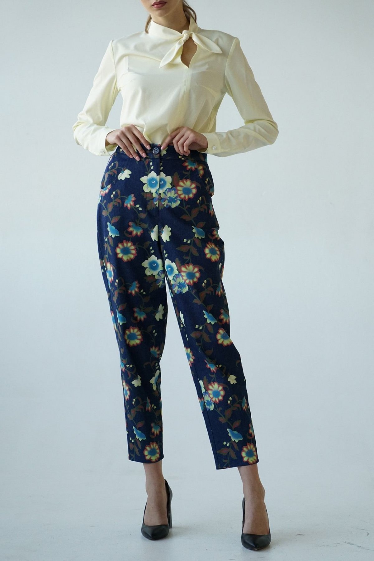 Брюки повседневные VOVK модель 09436 квіти Фото