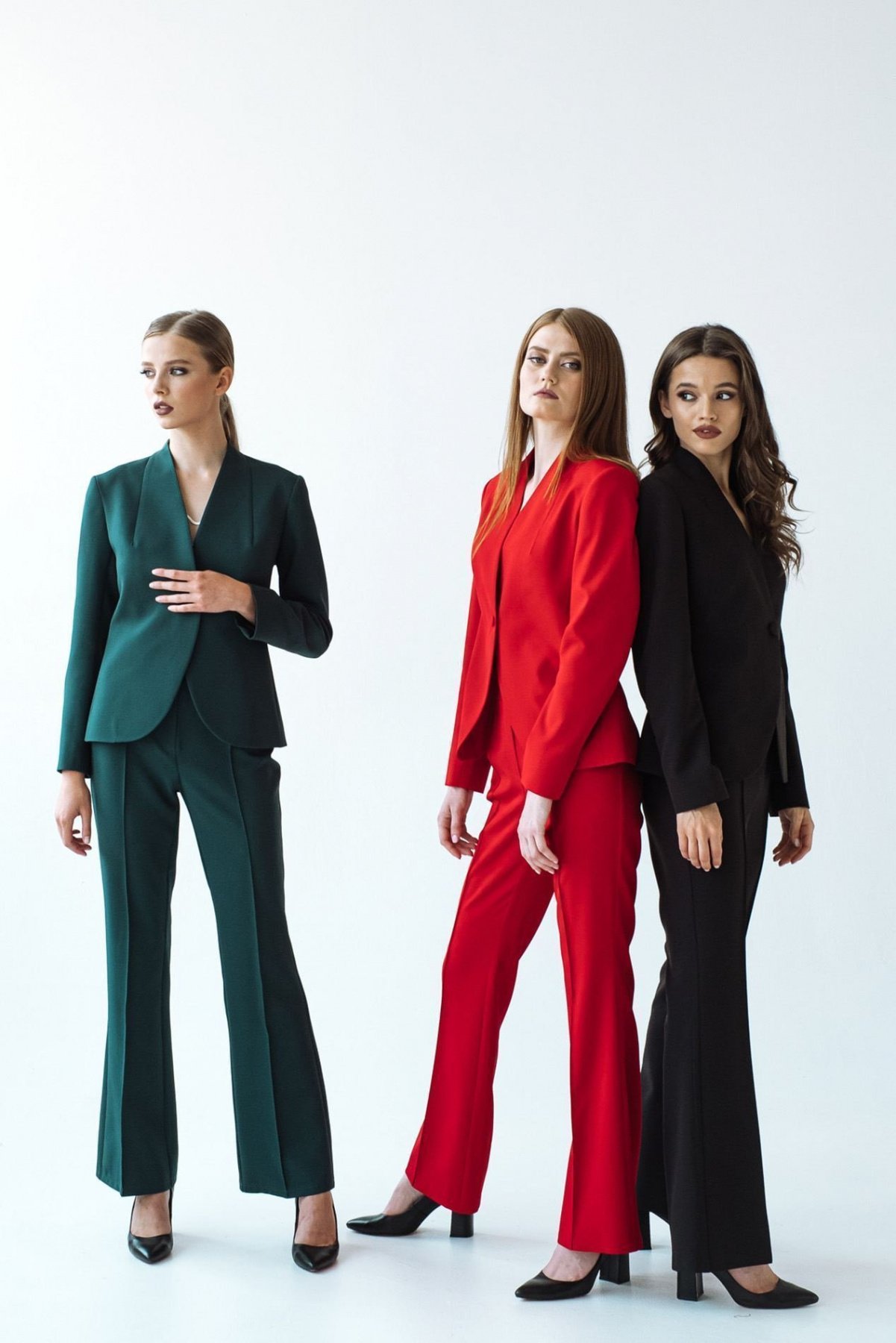 Костюмы VOVK модель 09519 смарагдовий Фото