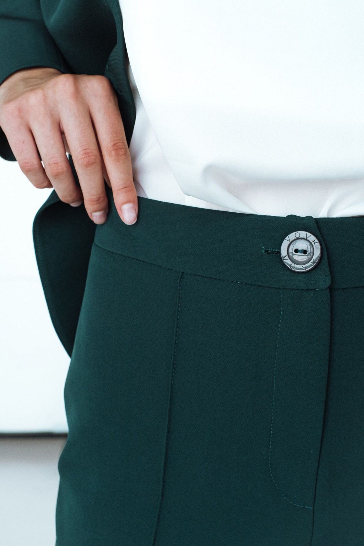 Костюмы VOVK модель 09519 смарагдовий Костюмы VOVK модель 09519 смарагдовий Фото