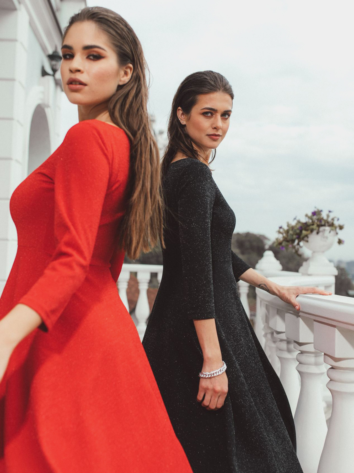 Платья VOVK модель 010207 червоний Фото