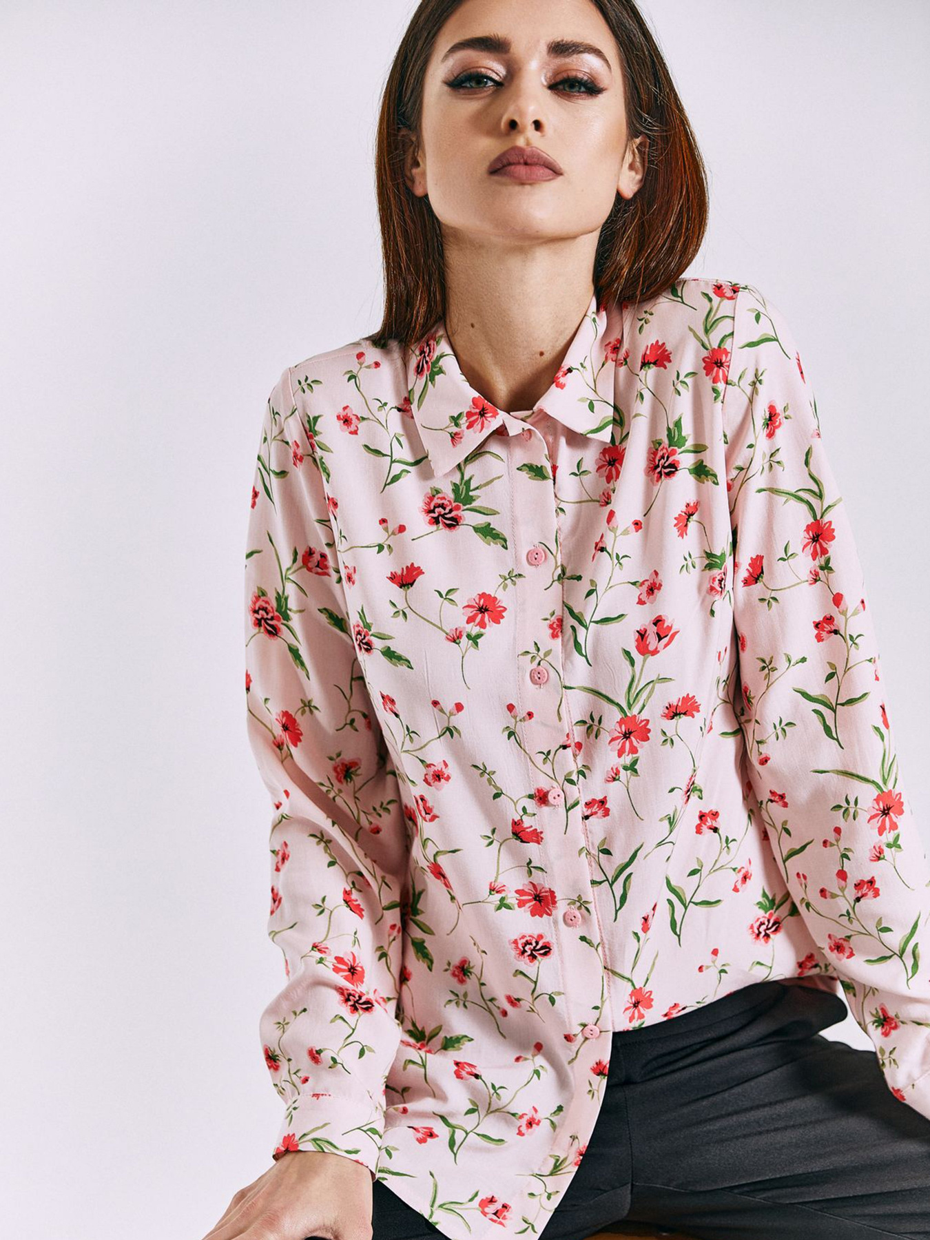 Рубашка повседневная VOVK модель 011000 принт квіти на рожевому Рубашка повседневная VOVK модель 011000 принт квіти на рожевому Фото