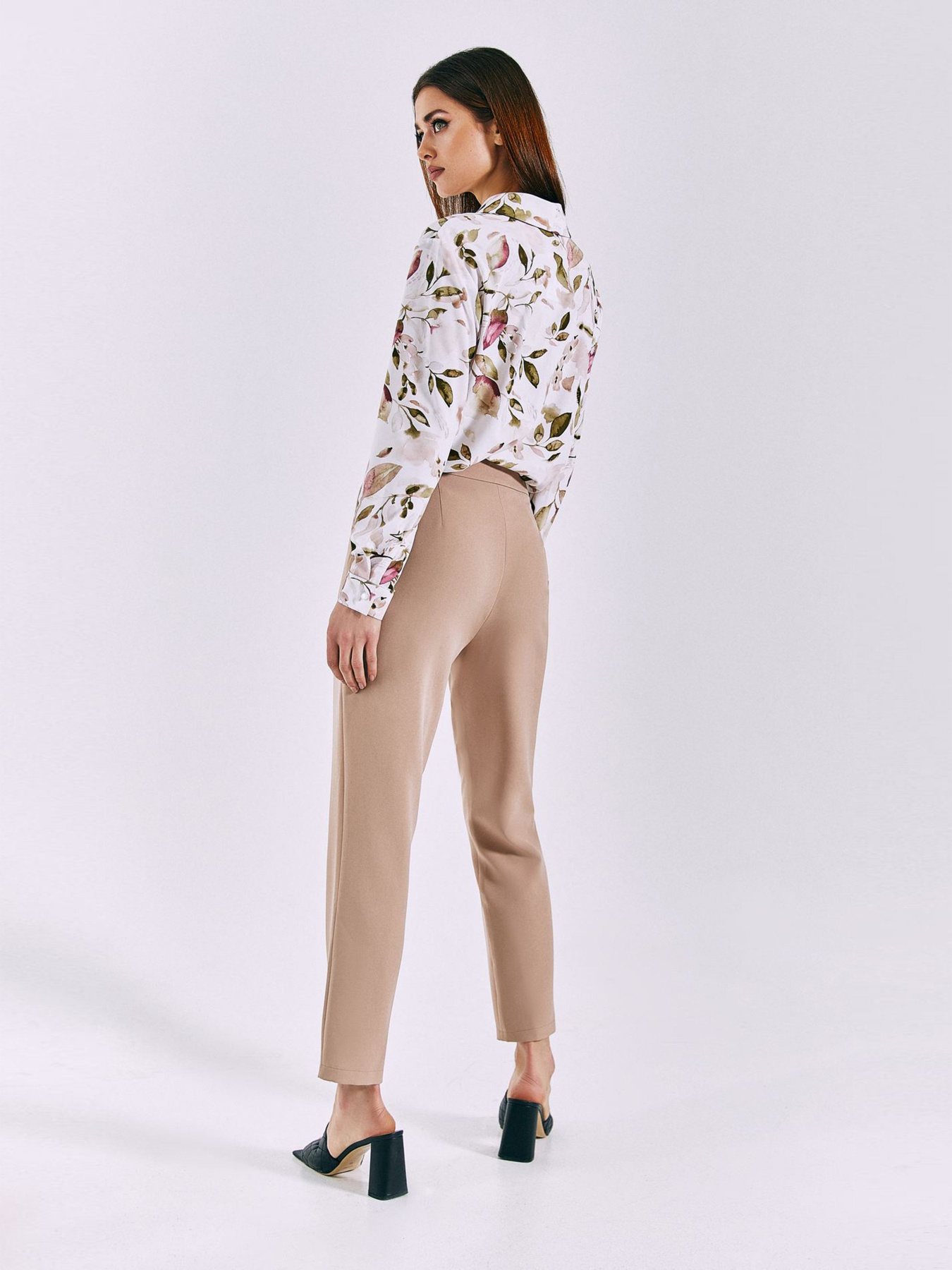 Брюки повседневные VOVK модель 010971 капучіно Фото
