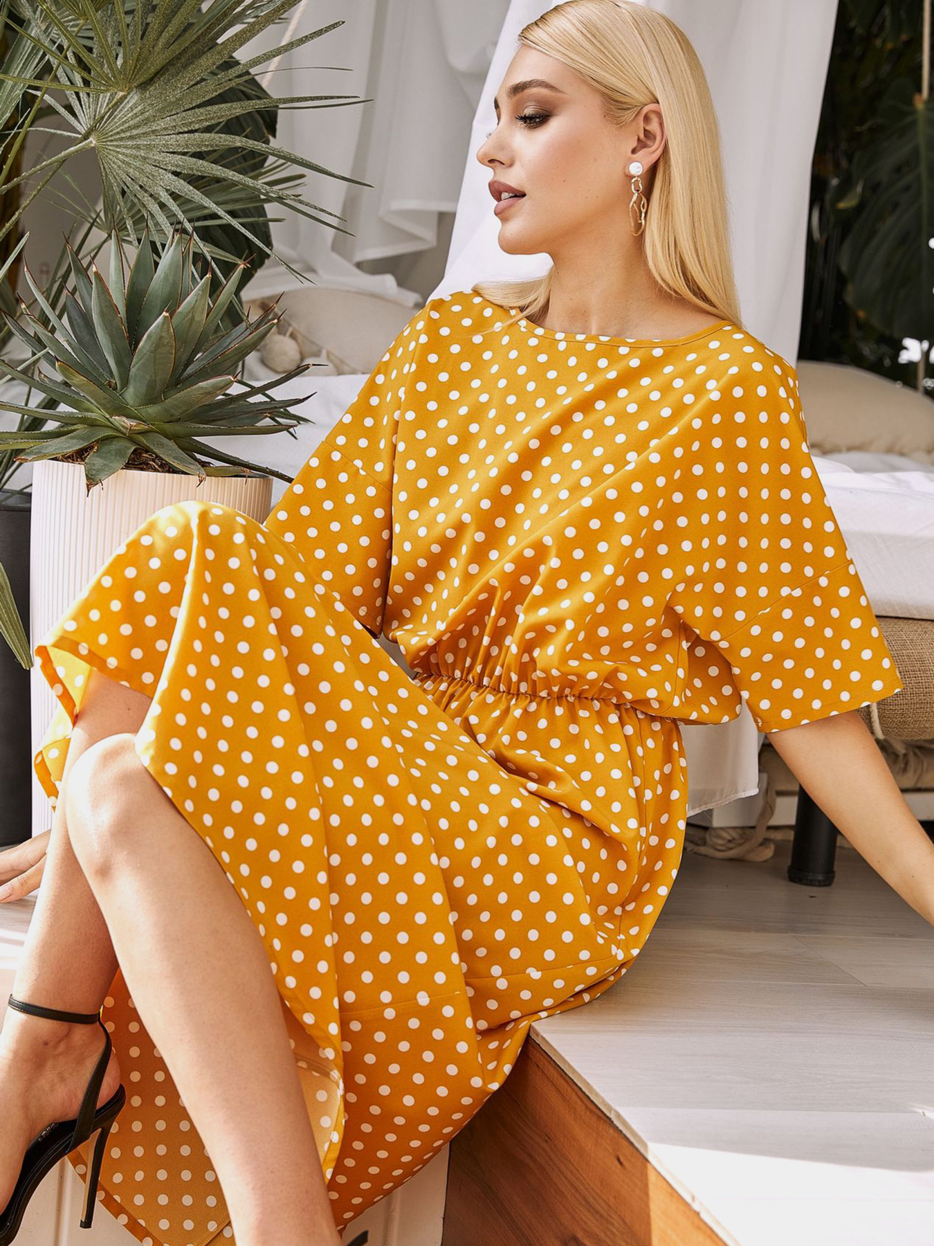 Платья VOVK модель 011008 гірчичний Фото