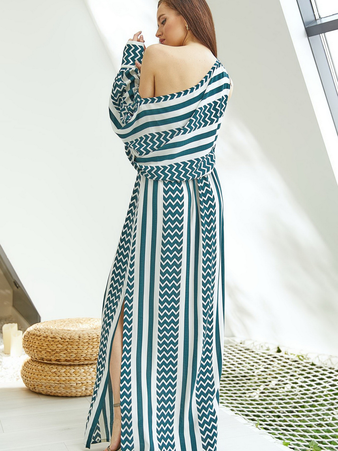 Платья VOVK модель 09901 зелений Платья VOVK модель 09901 зелений Фото