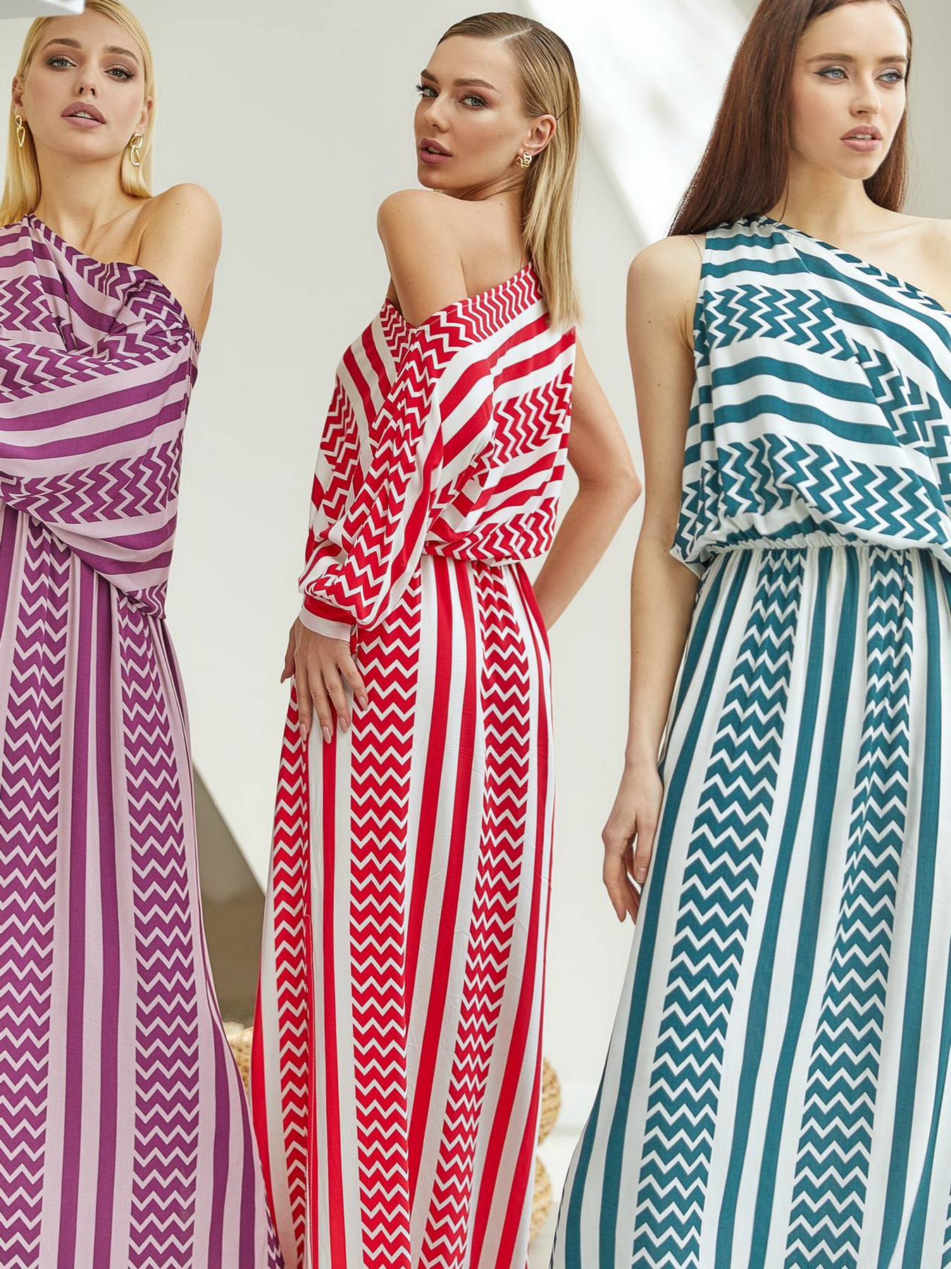 Платья VOVK модель 09900 червоний Фото