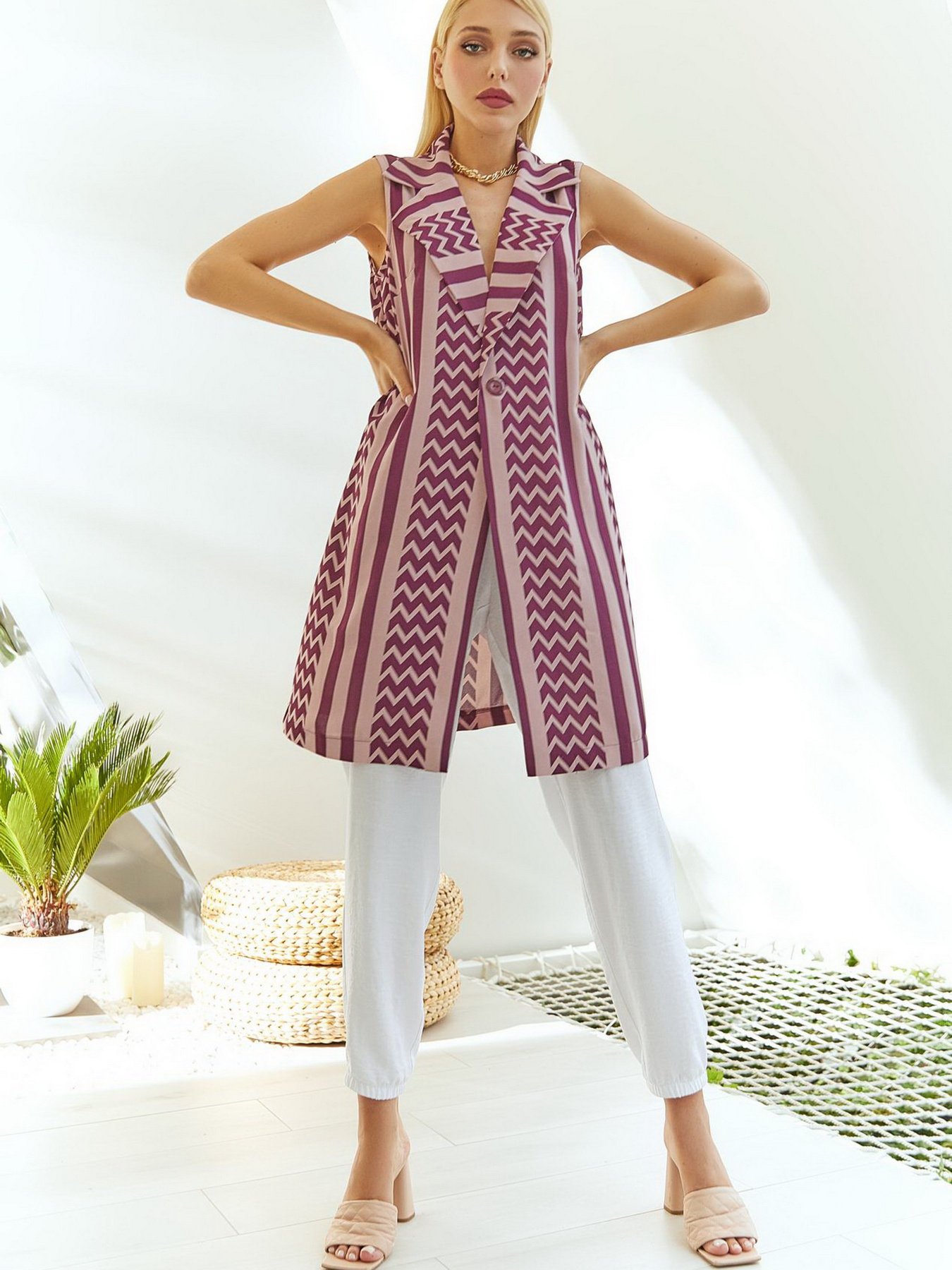 Жилет VOVK модель 011352 бордовий Фото