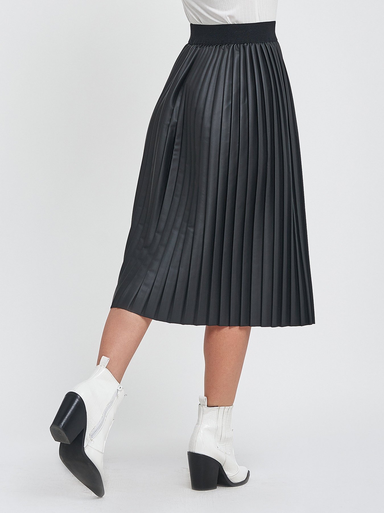 Спідниці ISSA Plus модель 11451_черный Спідниці ISSA Plus модель 11451_черный Фото