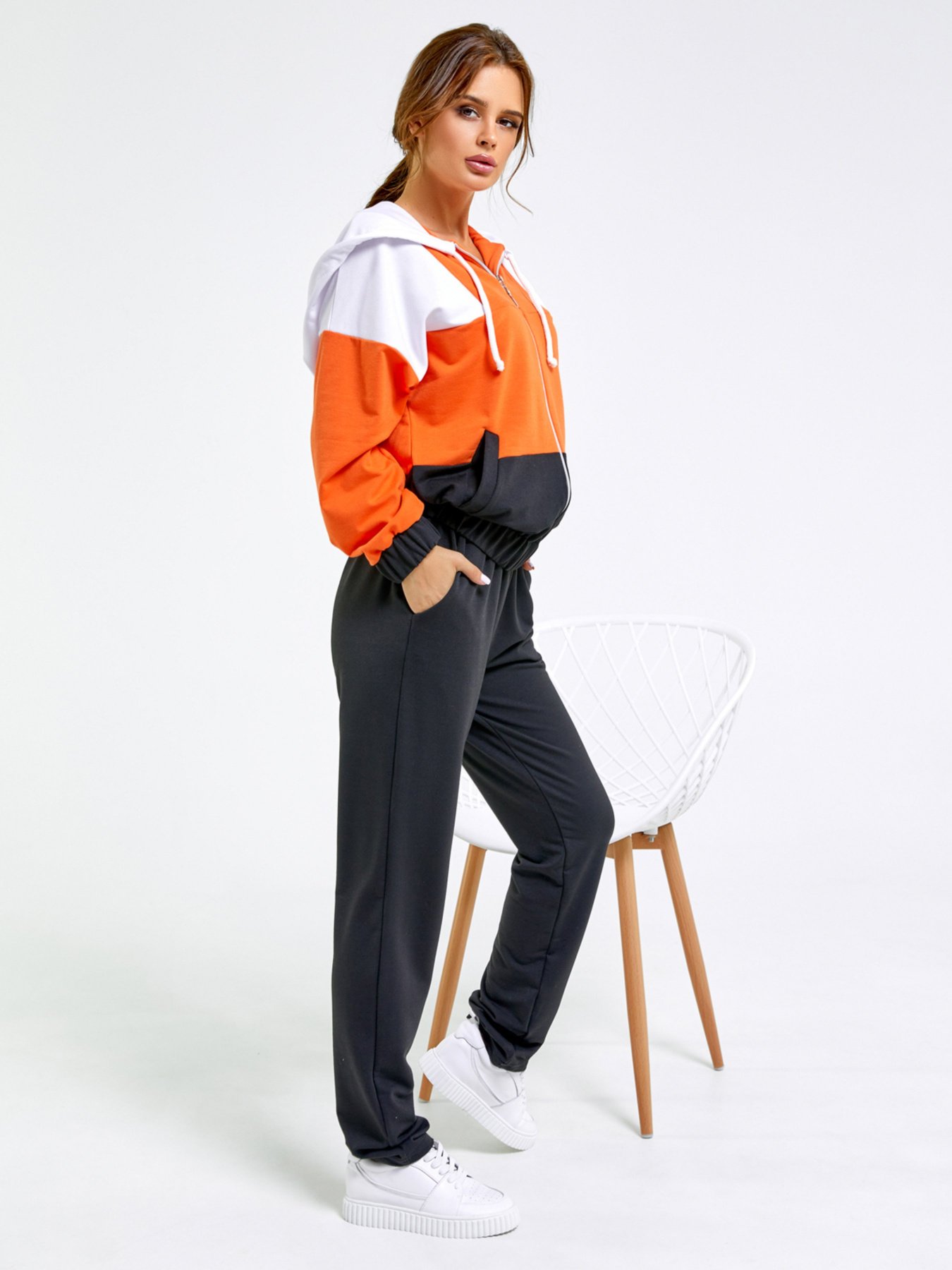 Спортивный костюм ISSA Plus модель 12190_черный/оранжевый Фото