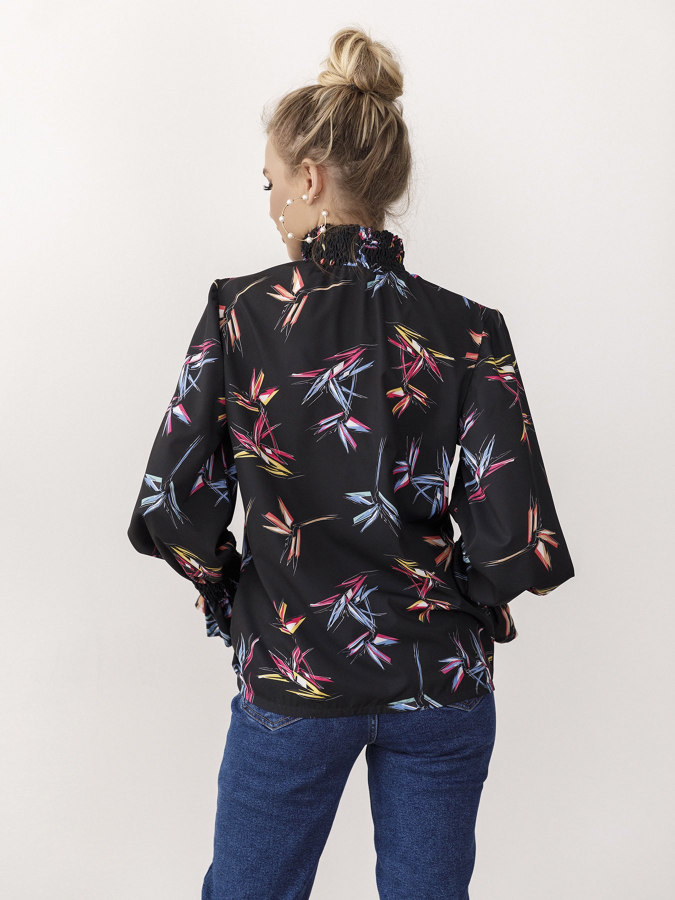 Блуза с длинным руквом ISSA Plus модель SA-34_черный Блуза с длинным руквом ISSA Plus модель SA-34_черный Фото