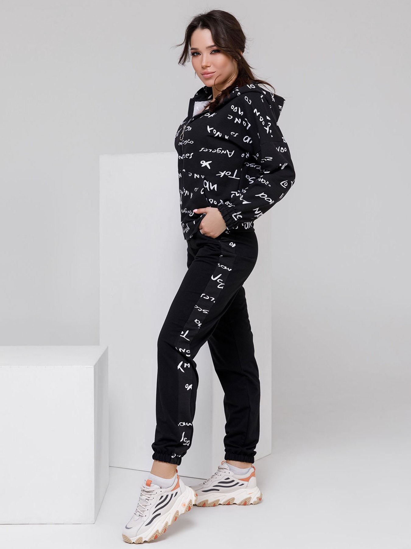 Спортивный костюм ISSA Plus модель SA-152_черный Фото