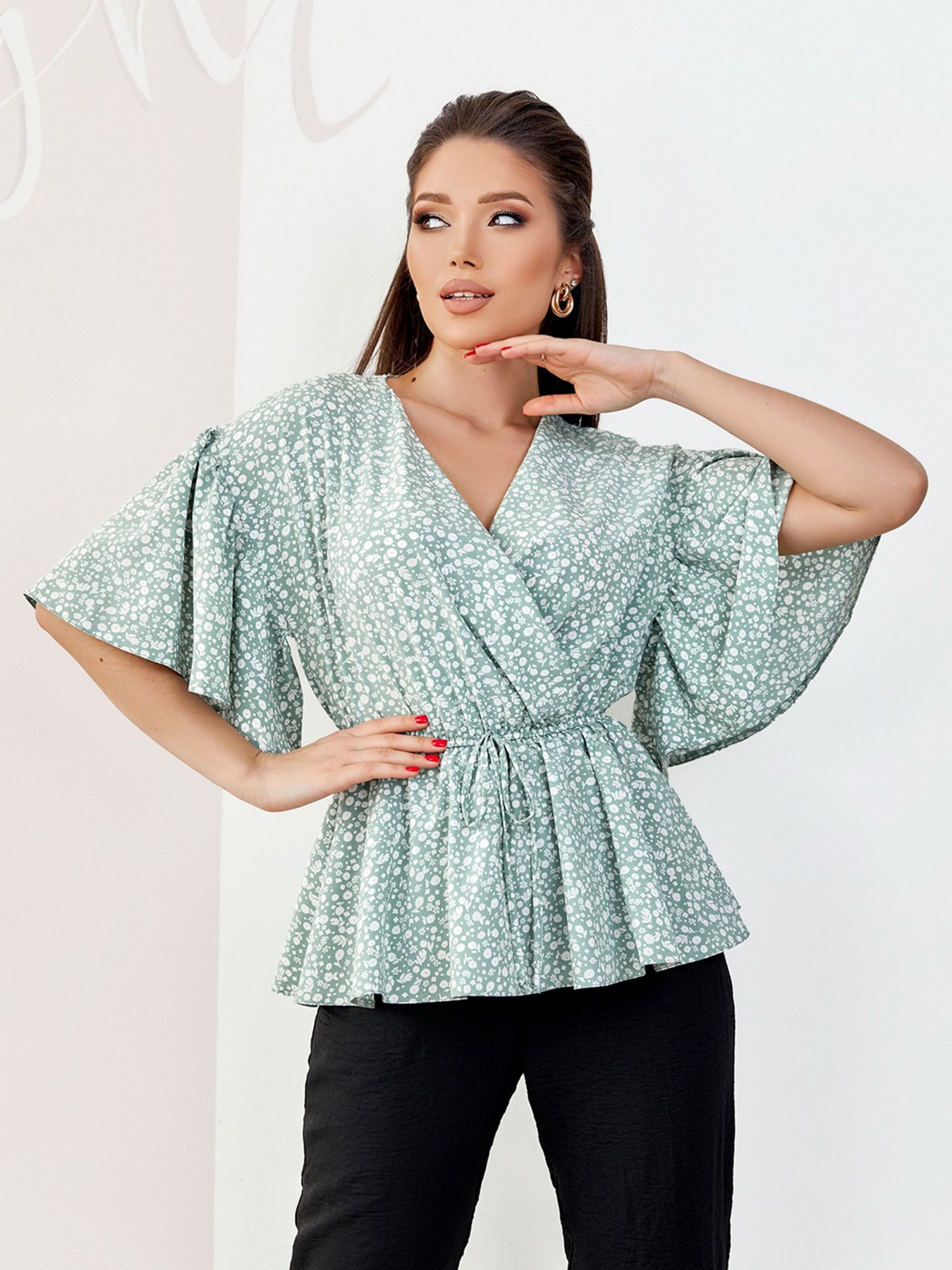 Блуза ISSA Plus модель SA-171_зеленый Блуза ISSA Plus модель SA-171_зеленый Фото