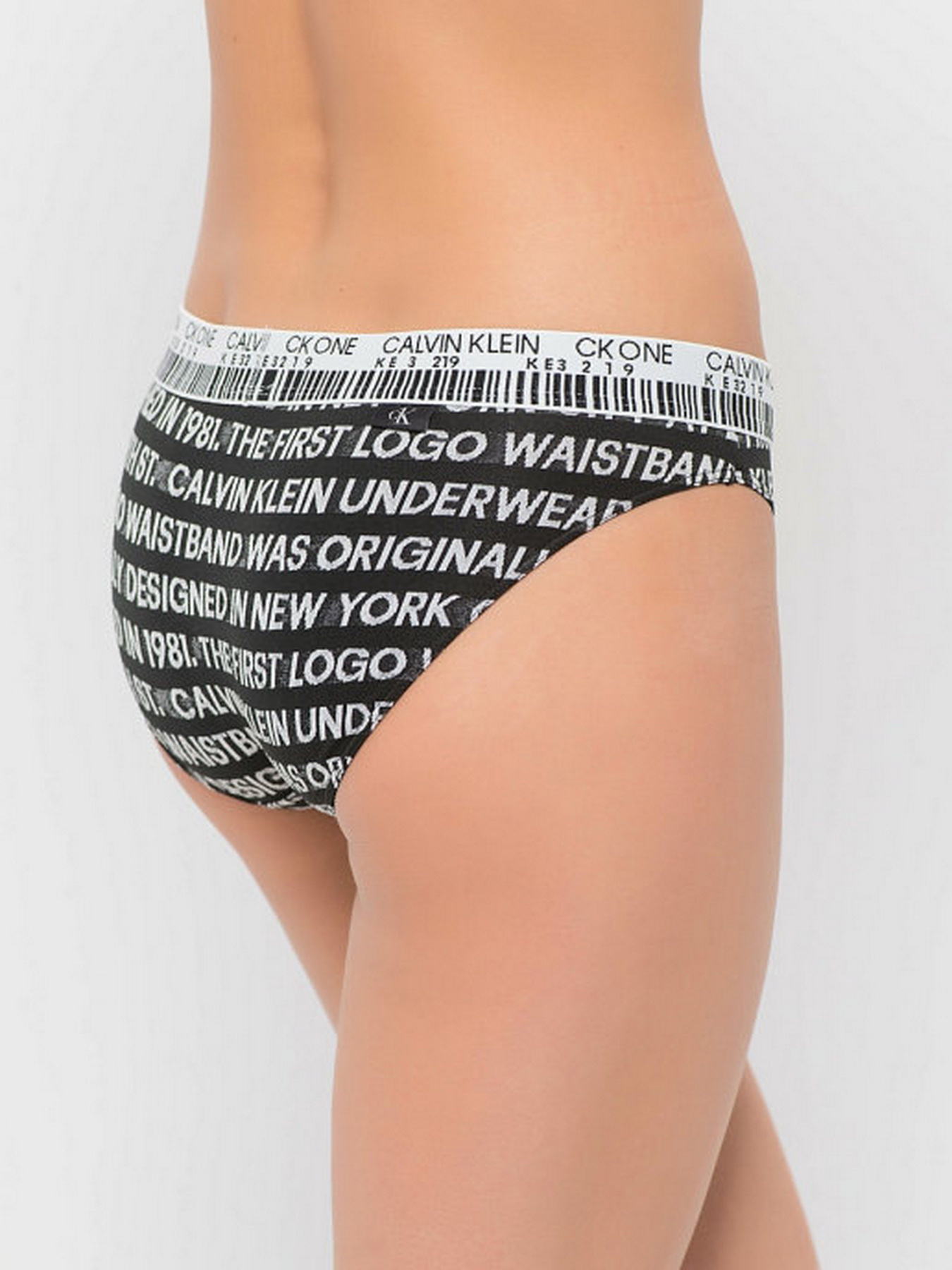 Трусы Calvin Klein Underwear модель QF6186E_B0C Фото