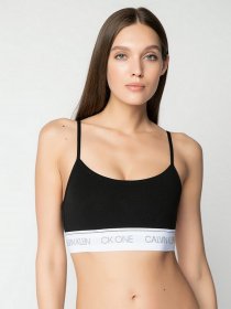 Бюстгальтер Calvin Klein Underwear модель QF6220E_UB1 Фото