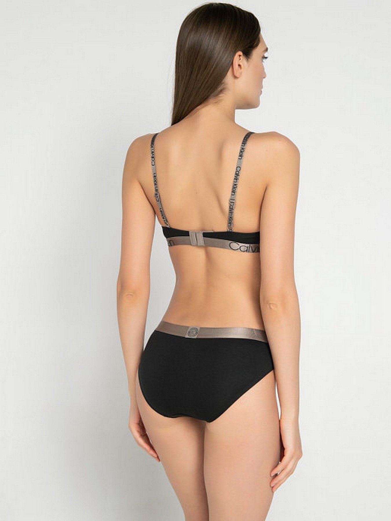Бюстгальтер Calvin Klein Underwear модель QF6250E_UB1 Фото