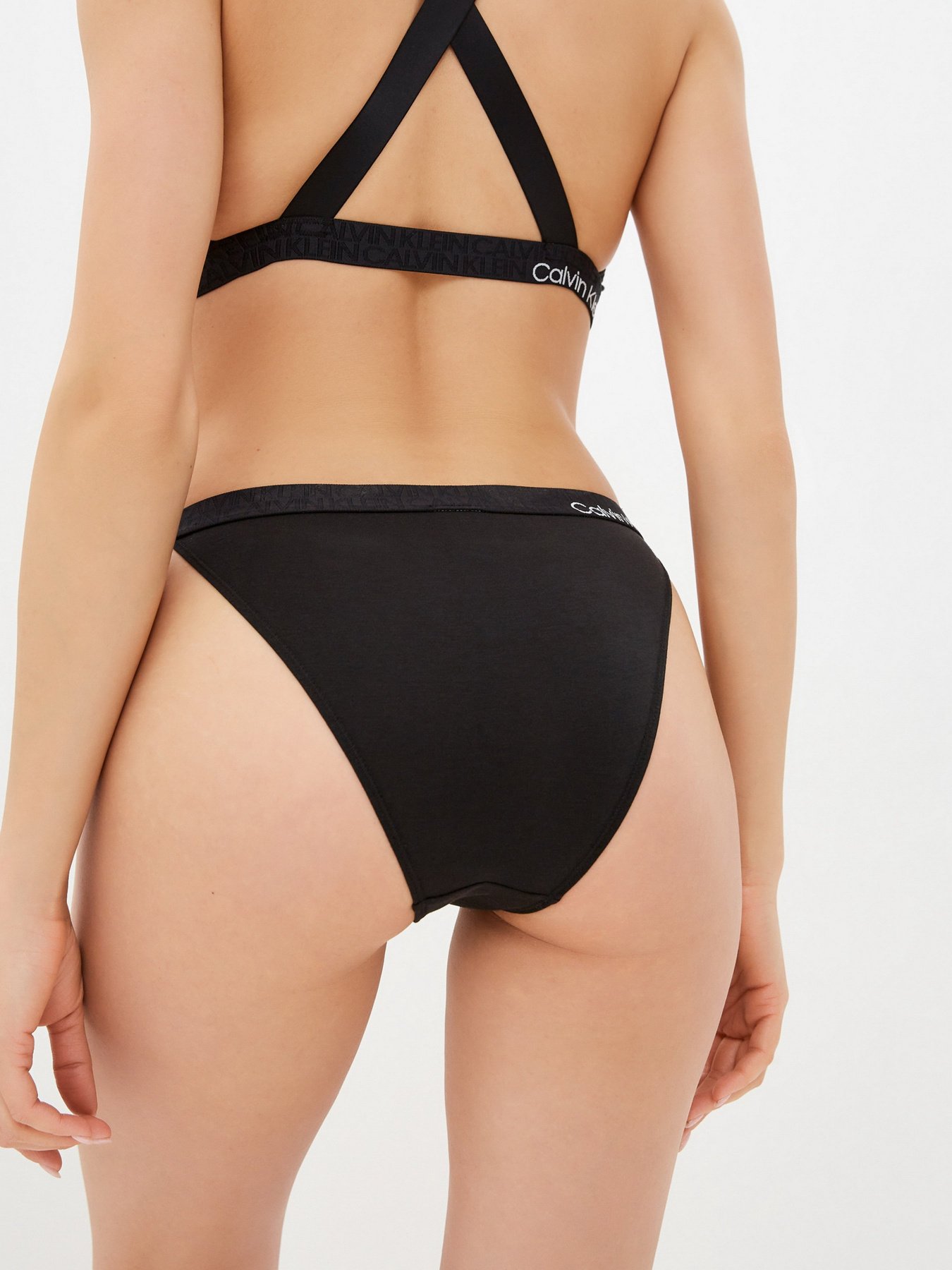 Трусы Calvin Klein Underwear модель QF6880E_UB1 Трусы Calvin Klein Underwear модель QF6880E_UB1 Фото