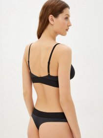 Бюстгальтер Calvin Klein Underwear модель QF6664E_UB1 Бюстгальтер Calvin Klein Underwear модель QF6664E_UB1 Фото