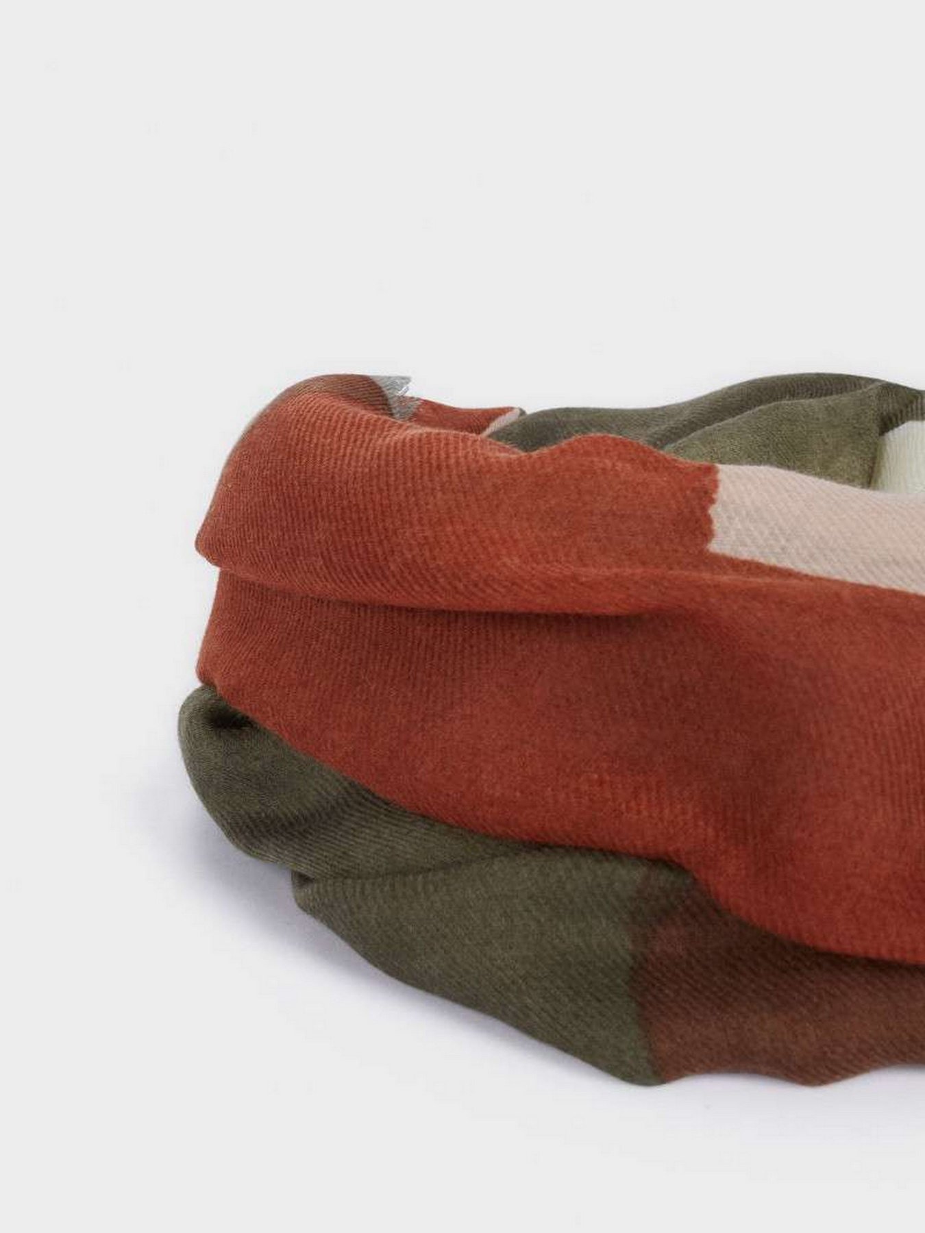 Шарф Parfois модель 5606428941137 Фото