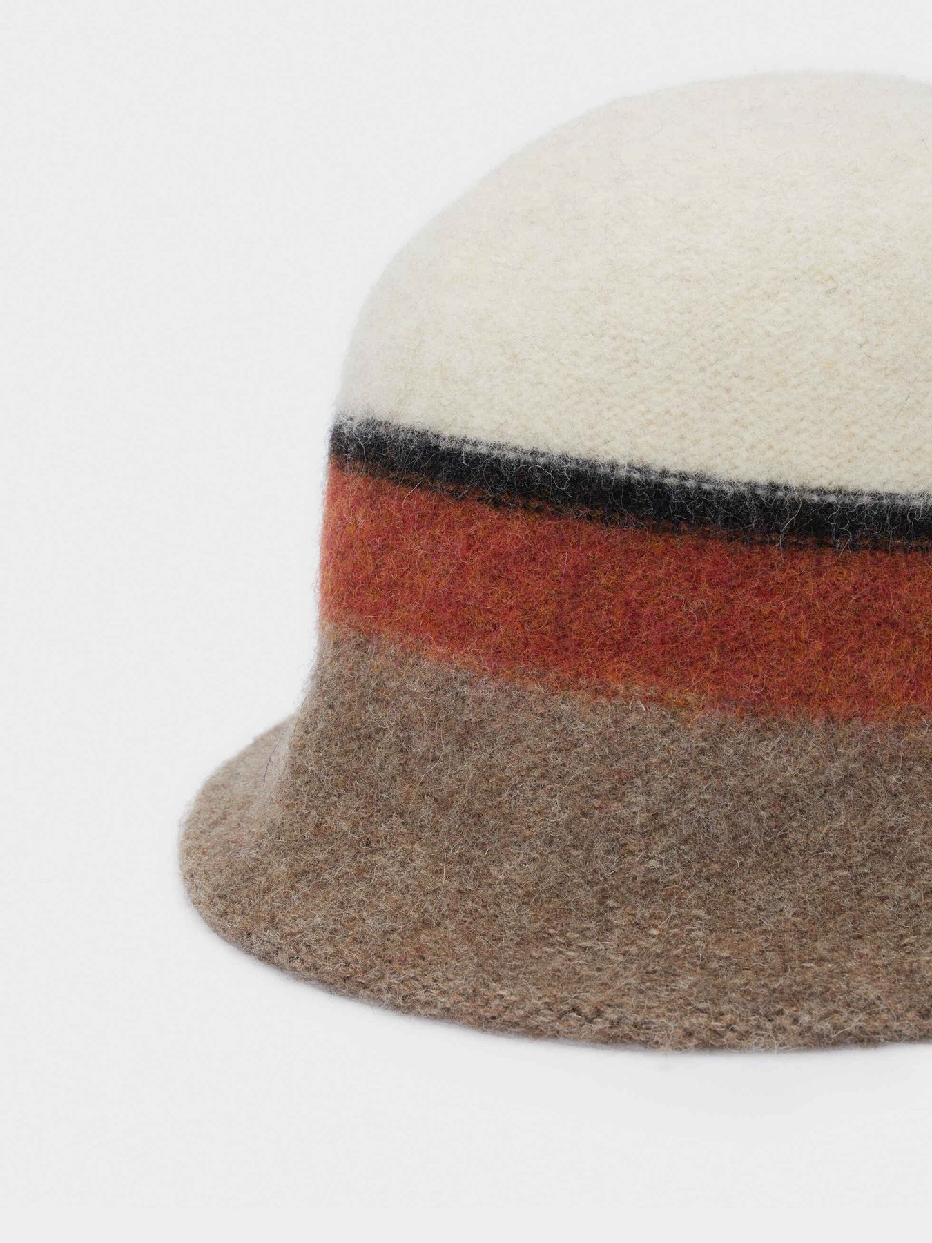 Шляпа Parfois модель 5606428915374 Фото