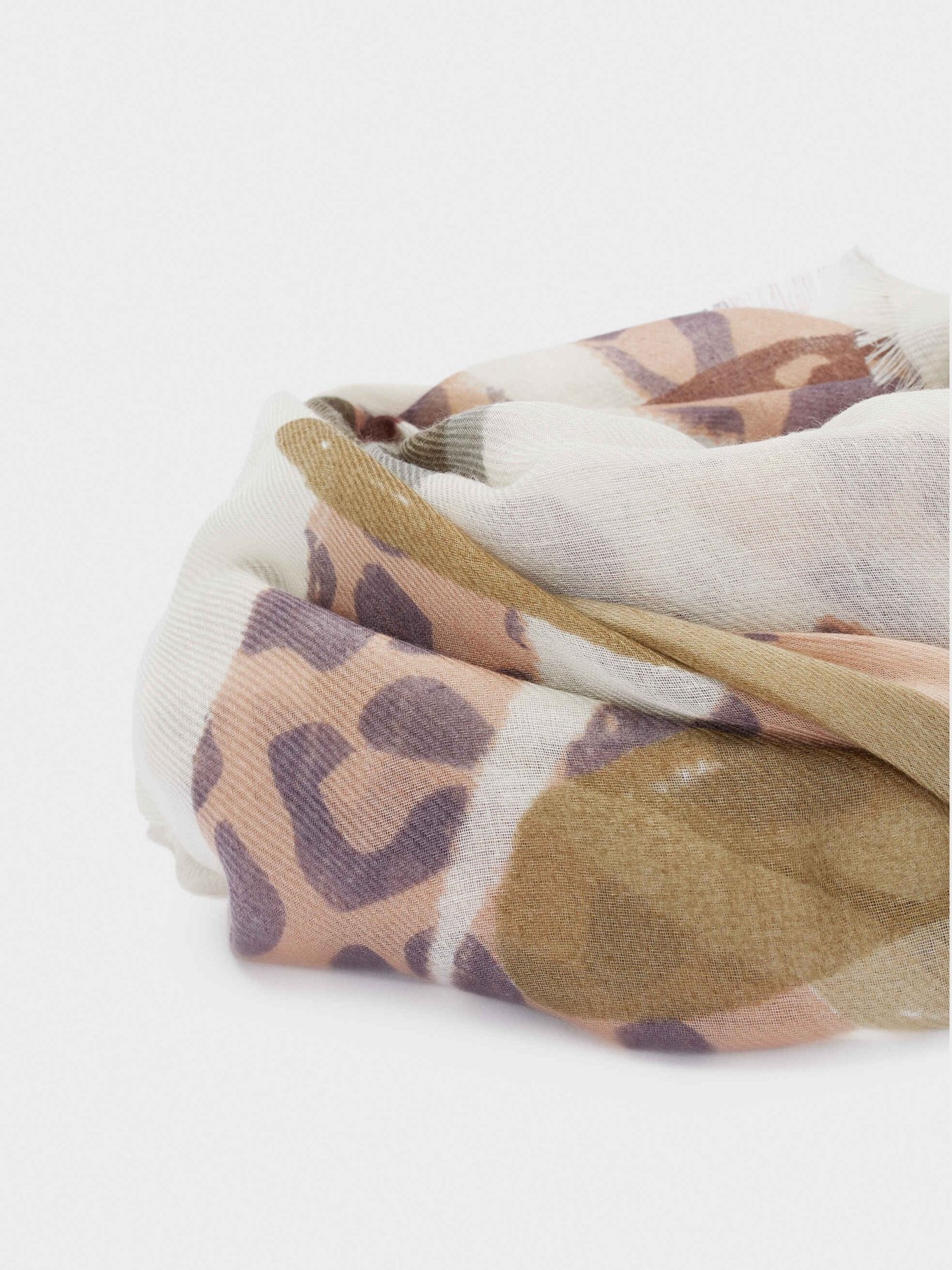 Шарф Parfois модель 5606428940345 Шарф Parfois модель 5606428940345 Фото