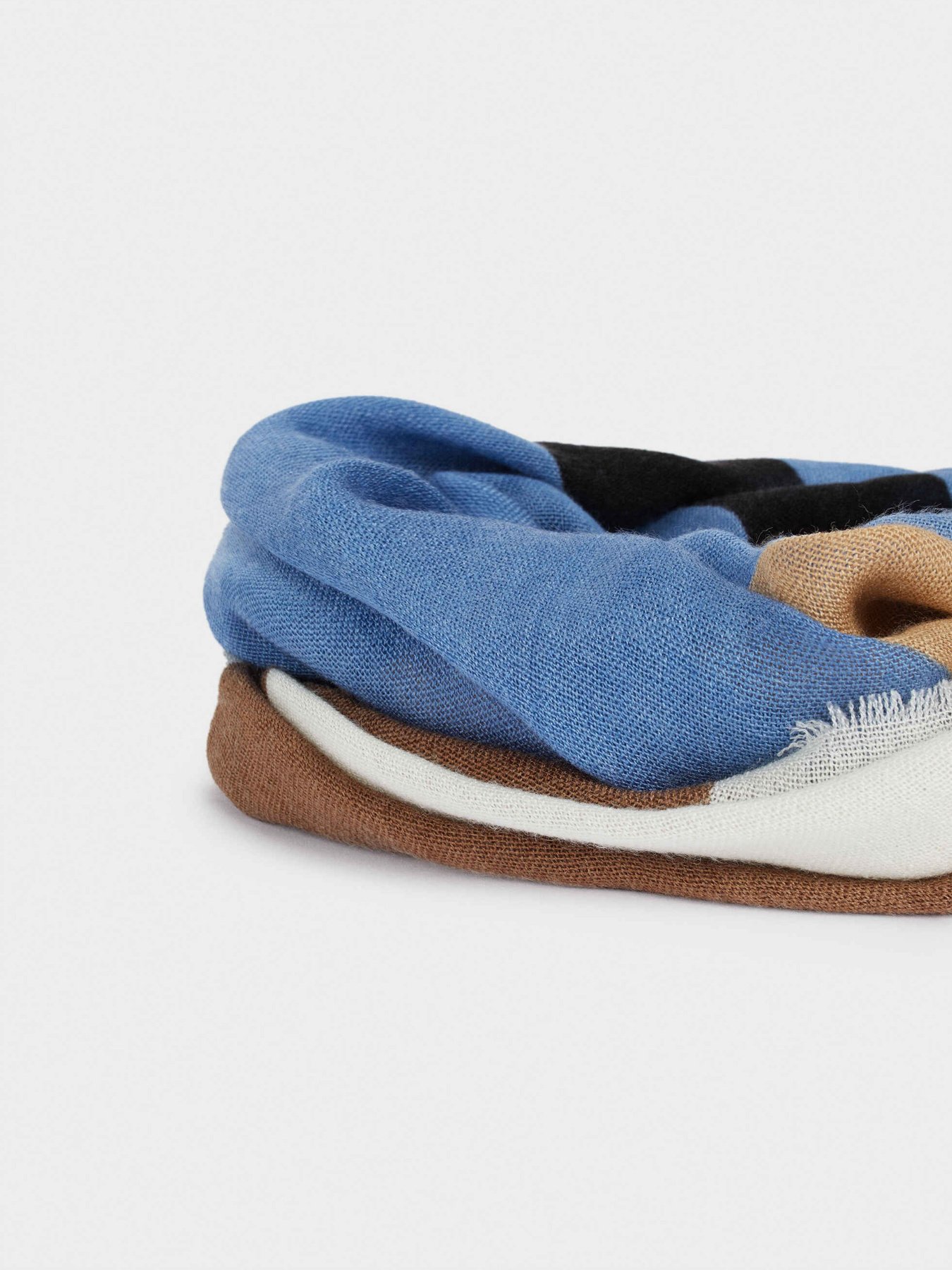 Шарф Parfois модель 5606428941045 Фото