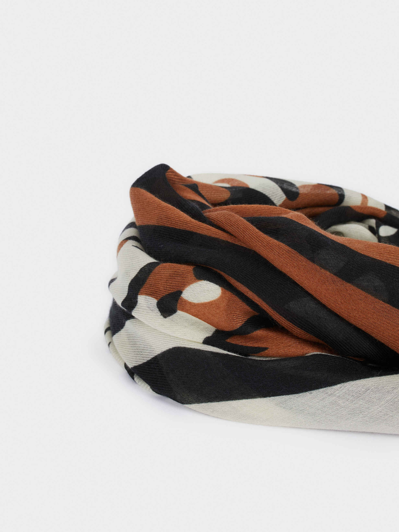 Шарф Parfois модель 5606428943575 Фото